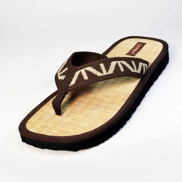 CINNEA BAHIA Riemchensandale Zimtlatschen, handgefertigt, mit Binsen-Fußbett und Wellness-Zimtfüllung, gegen Hornhaut und Fußschweiß