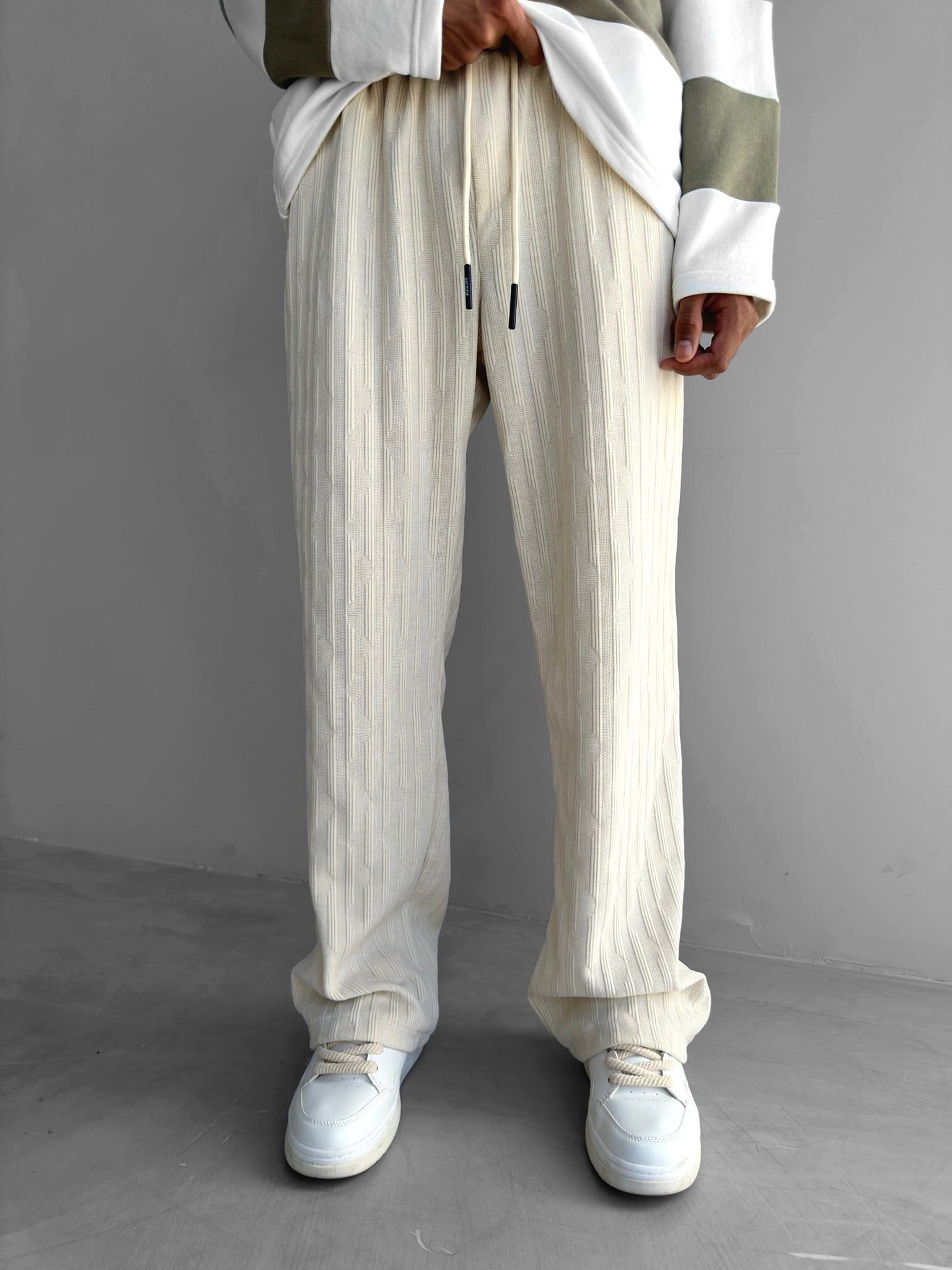 Abluka Sweatpants STRUCTURAL PATTERN KNIT PANT BEIGE