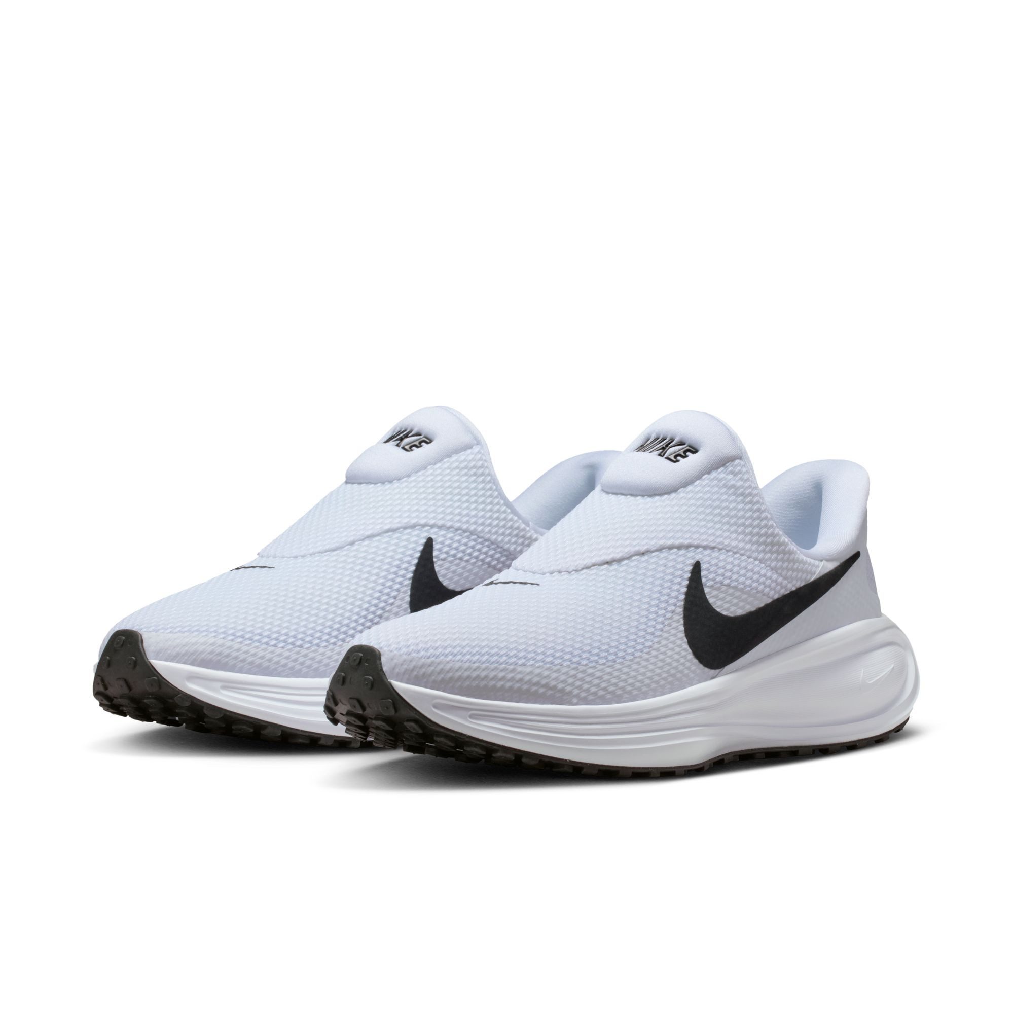Nike Nike Revolution 8 EasyOn Laufschuh leichtes An- und Ausziehen durch EasyOn-Technologie