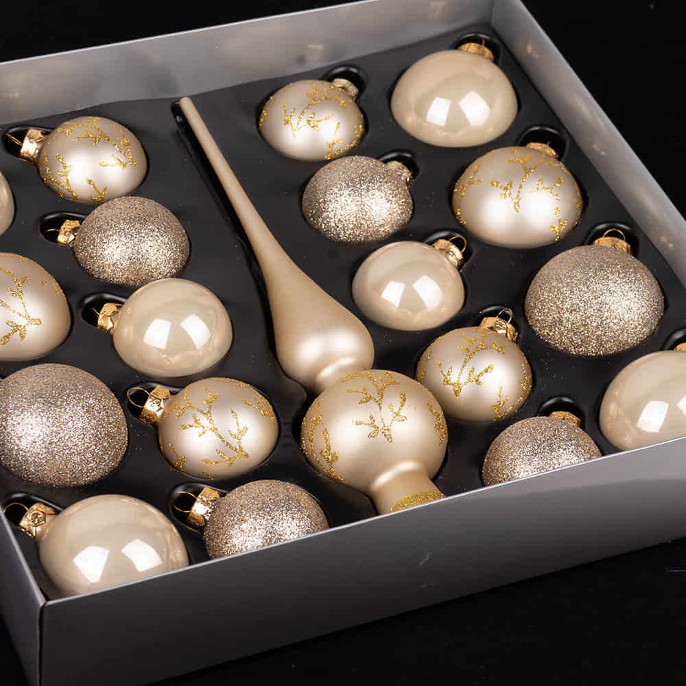 MAGIC by Inge Weihnachtsbaumkugel Kugelsortiment mit Spitze 19 Stk. Champagne