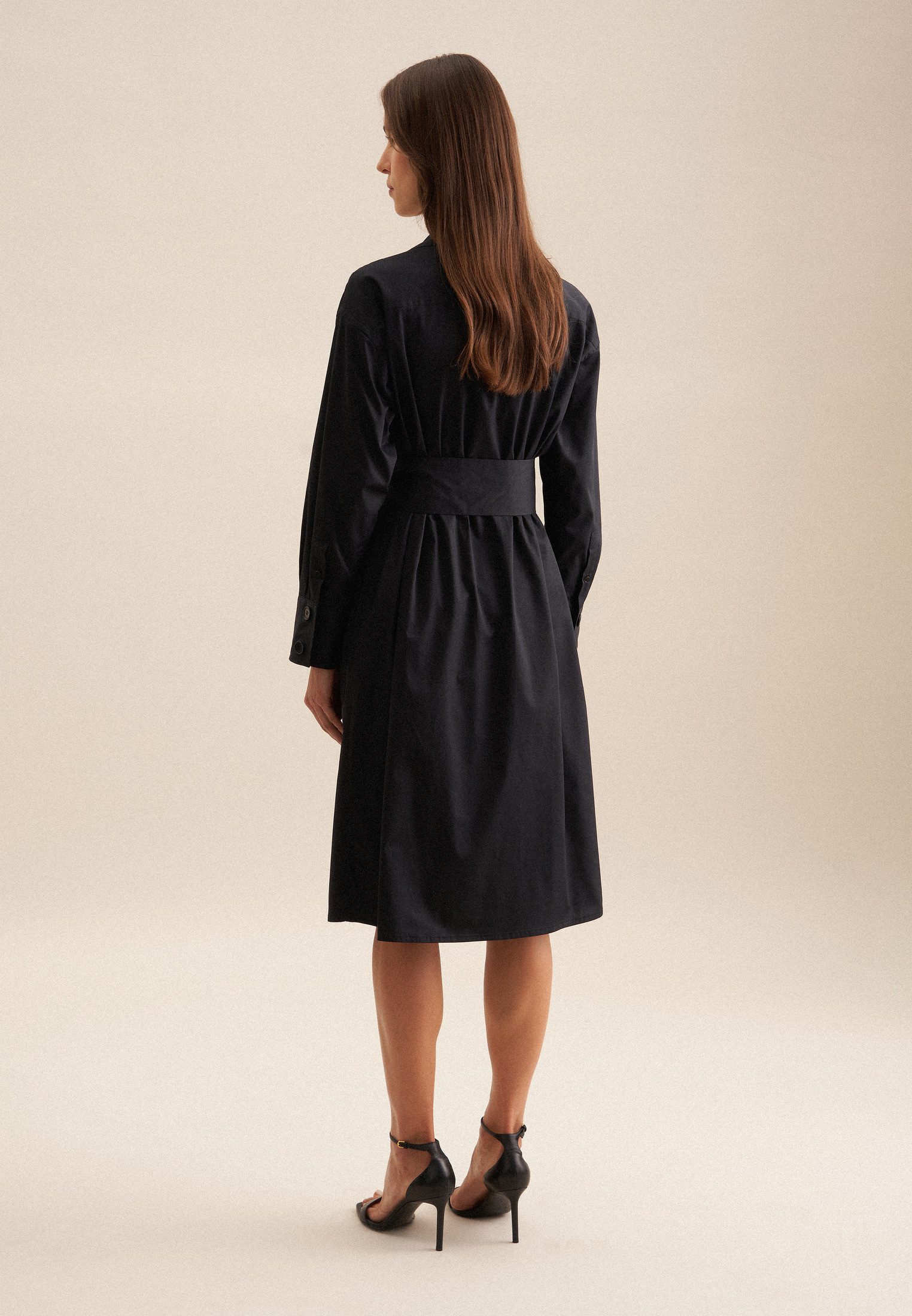 seidensticker Sommerkleid Schwarze Rose V-Neck Uni