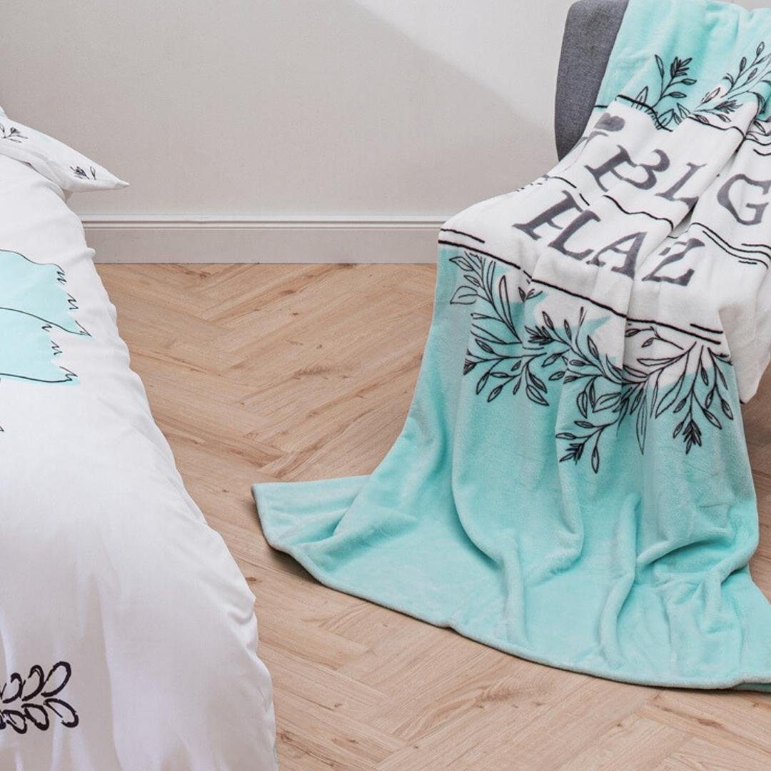 Wohndecke Lieblingsplatz 150x200 cm, weich und kuschelig, passend zur Bettwäsche, MTOnlinehandel, Fleece-Decke Sofadecke Überwurf Plaid in mint, Geschenk für Frauen