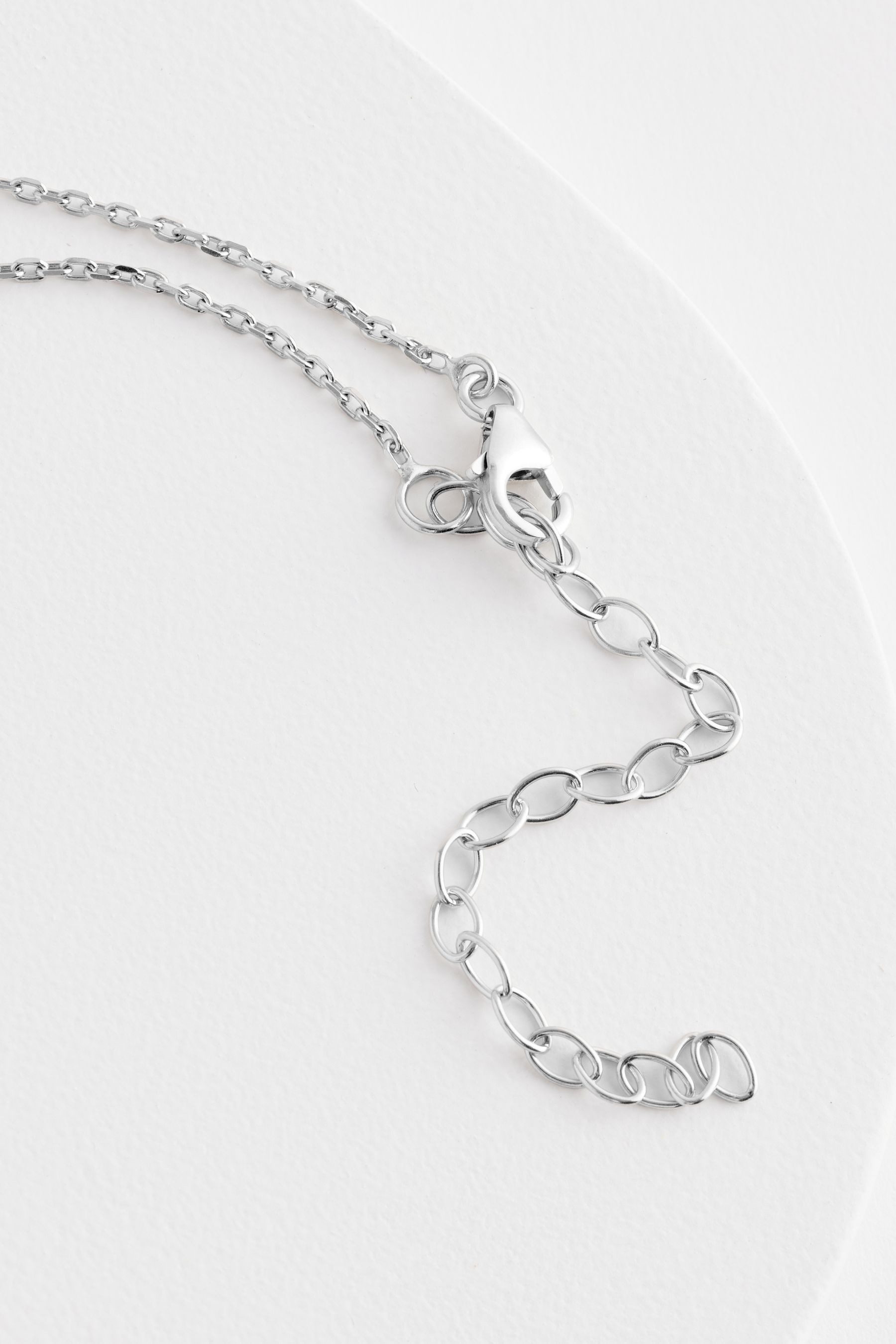 Next Kette mit Anhänger Gehämmerte Hal...