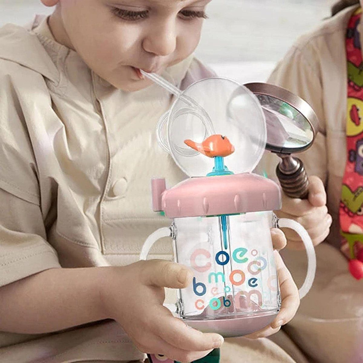 Süße Trinklernbecher mit Strohhalm Cartoon-Wal Baby Wasserflaschen für Schnabeltassen Rosa Babyflasche Kleinkinder Plastikbecher, 220ML/350ml XDeer