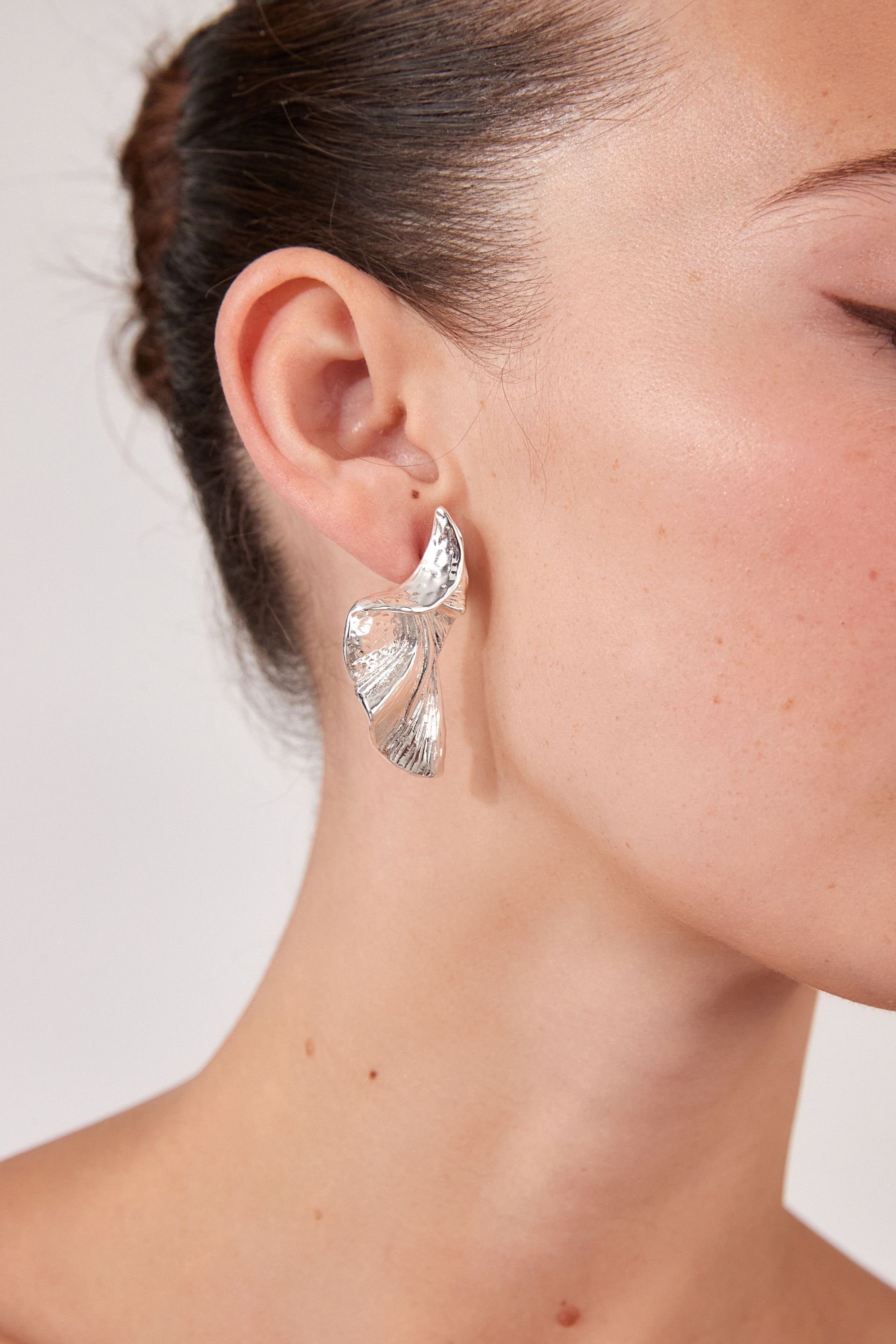 Next Recycling-Metall Ohrhänger aus Wellen-Ohrringe Auffällige Paar (1-tlg)