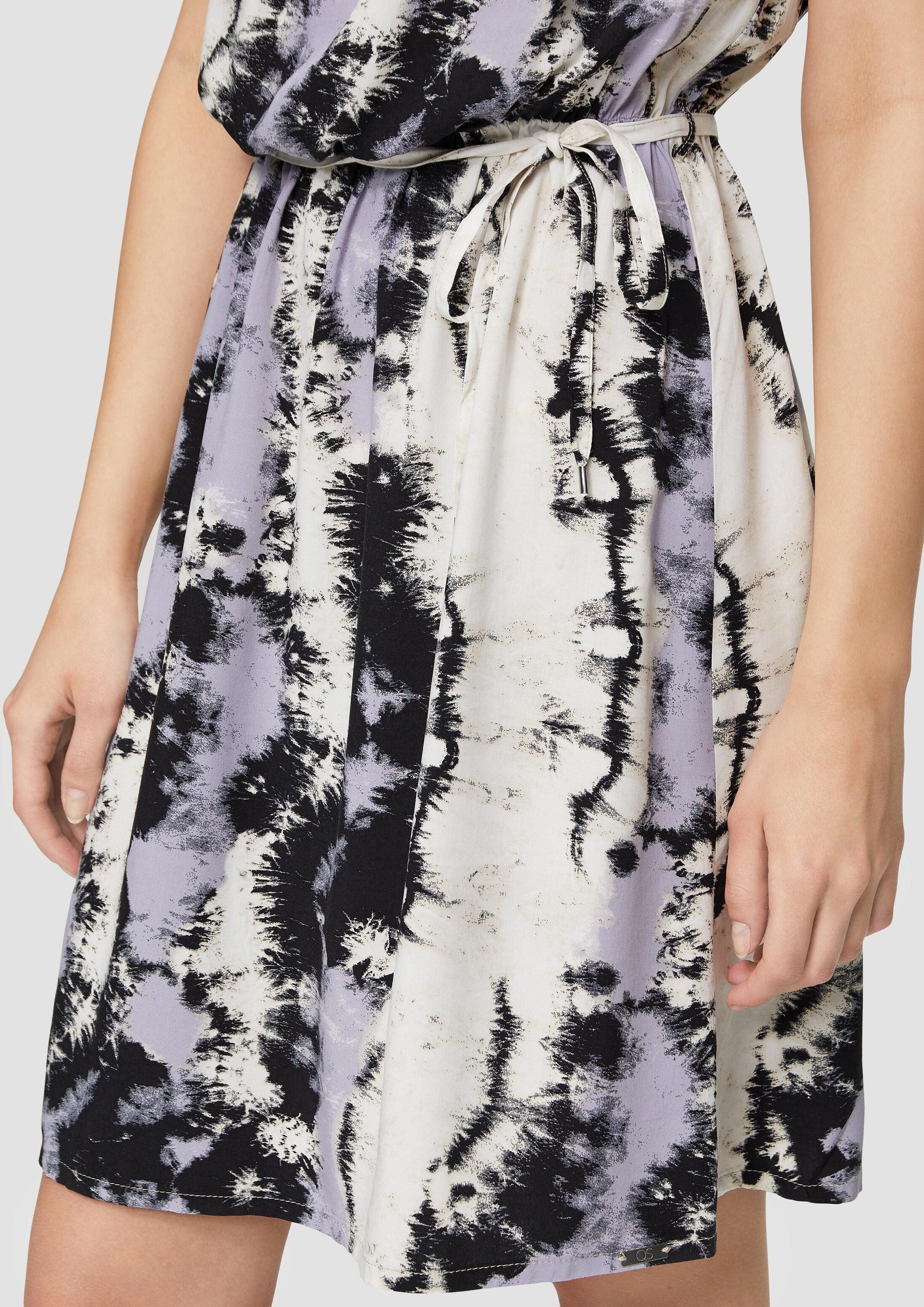 QS Minikleid Kleid Viskose-Kleid mit Cut-out und Bindeband