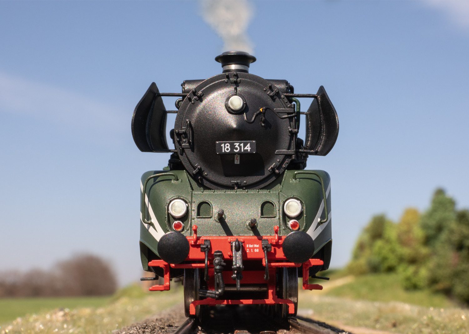 Märklin Dampflokomotive Baureihe 18.3 - 39029, Spur H0, mit Sound und Beleuchtung; Made in Europe