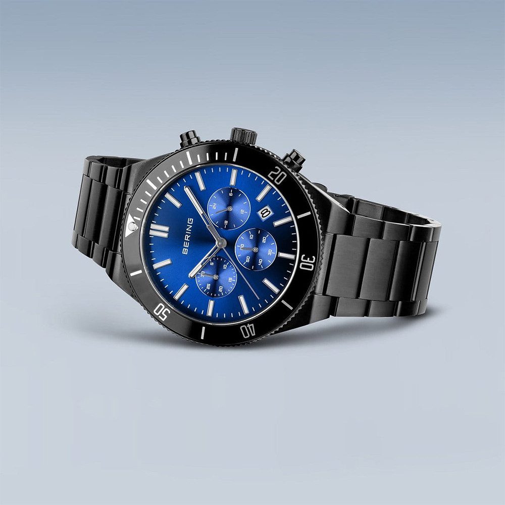 Bering Quarzuhr Bering Classic schwarz poliert/gebürstet 15043-727 15043-727, Hochwertiges Produkt mit zeitlosem Design, sorgfältiger Verarbeitung