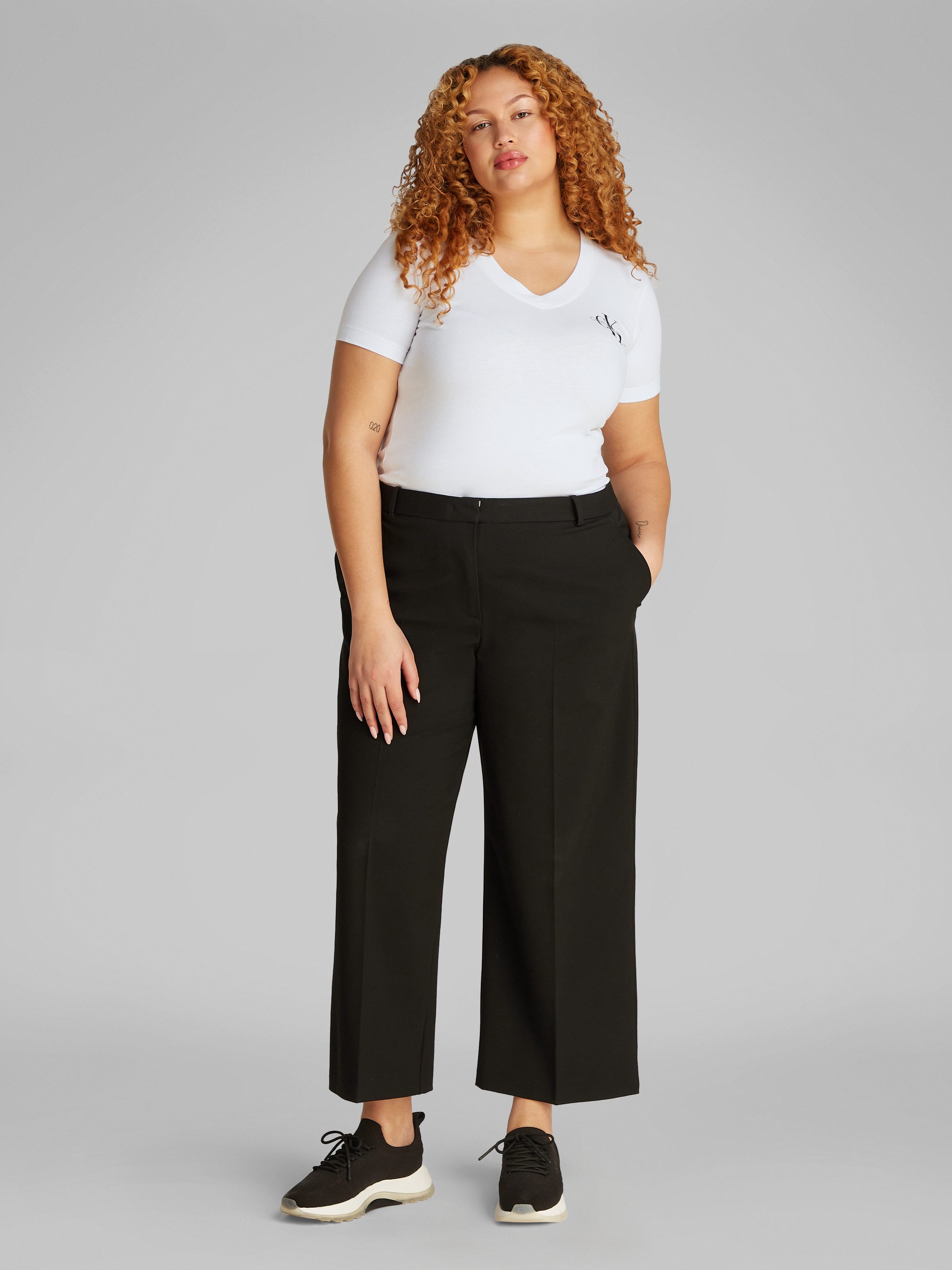 Calvin Klein Jeans Plus T-Shirt PLUS 2-PACK MONOLOGO V-NECK TEE (Packung, 2-tlg) in großen Größen