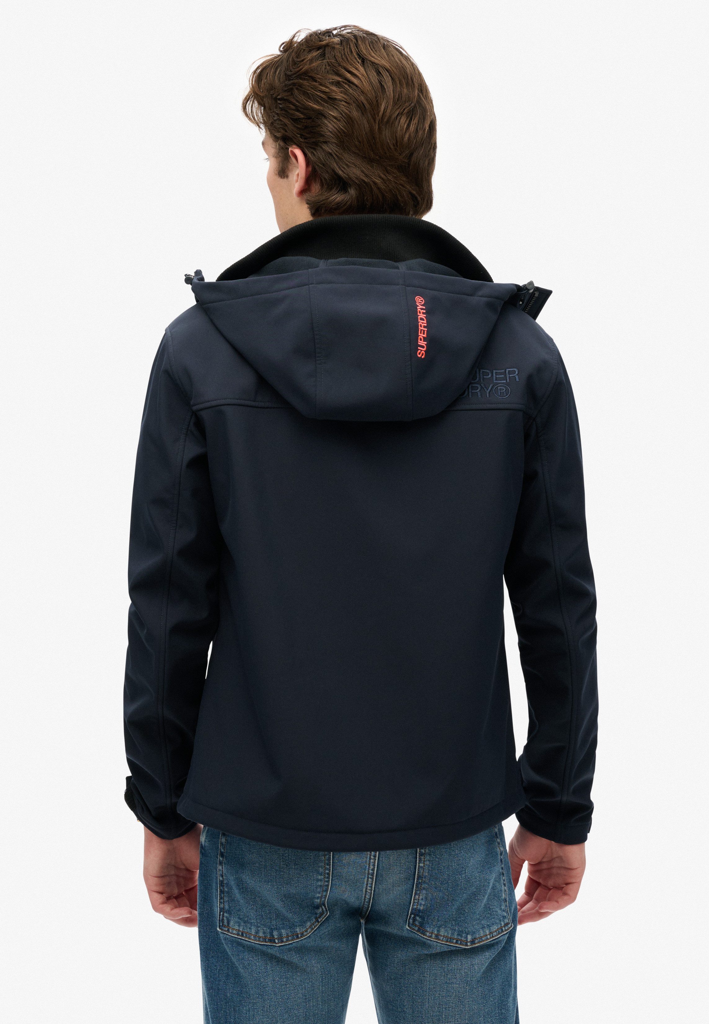 Superdry Outdoorjacke HOODED SOFT SHELL TREKKER JKT