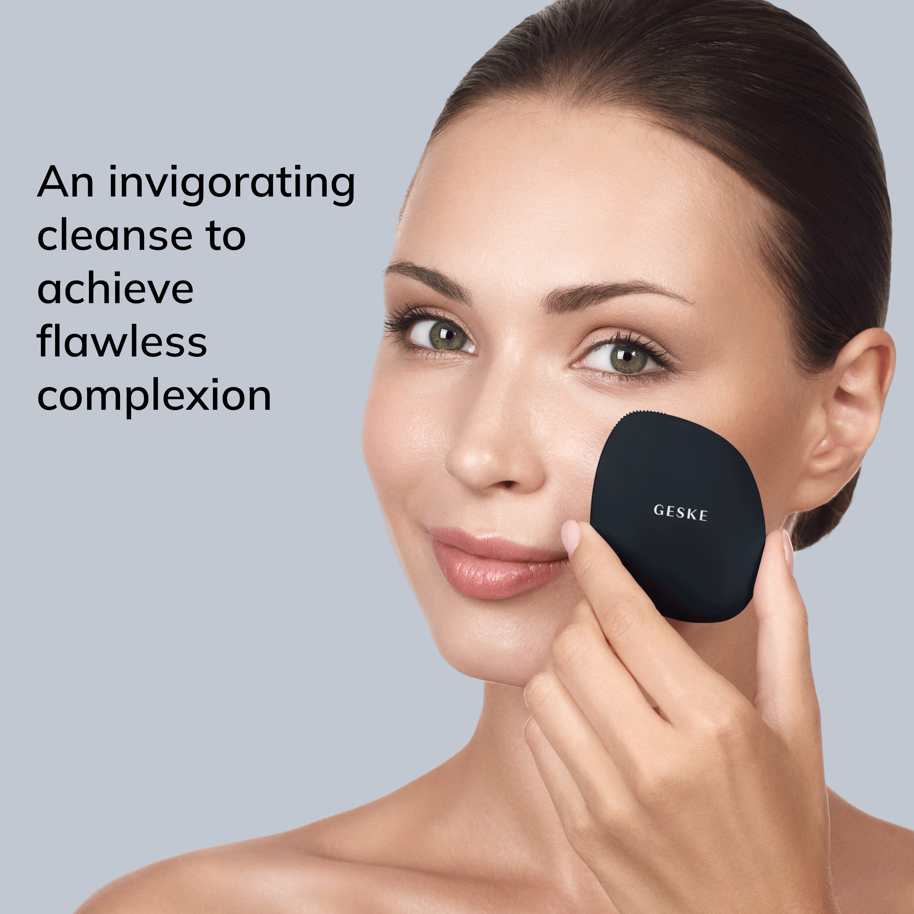GESKE German Beauty Tech Gesichtsreinigungsbürste SmartAppGuided™ Facial Brush 4 in 1, Packung, 1-tlg., inkl. kostenloser APP (SmartAppGuided Device), Mit der GESKE App erhältst Du deine personalisierte Hautpflegeroutine.