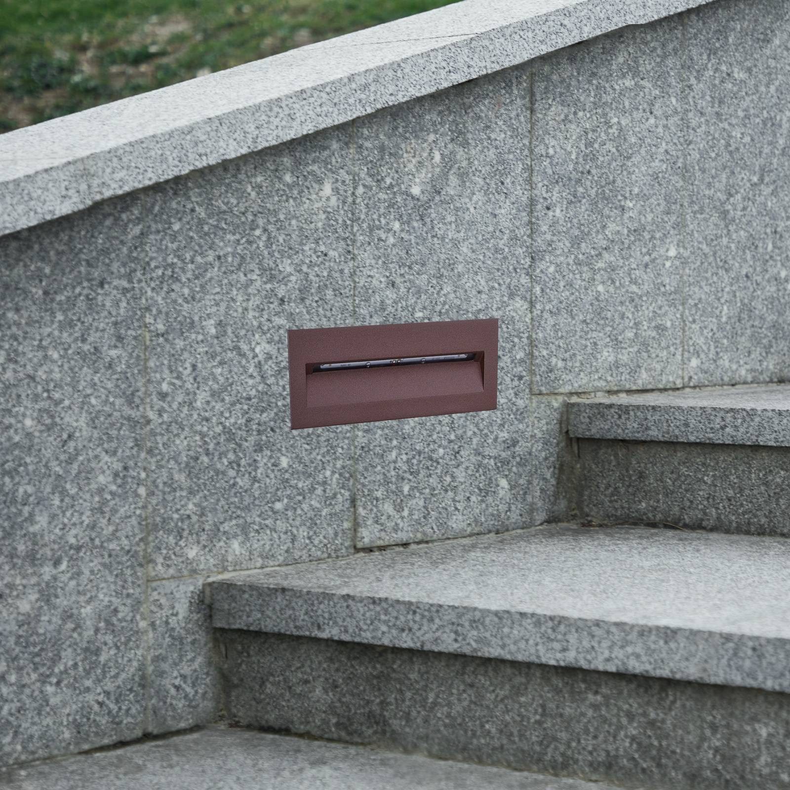 Lucande Außen-Wandleuchte Loya, LED, Metall, Braun warmweiß IP54, 1 x 7 W LED, warmweiß