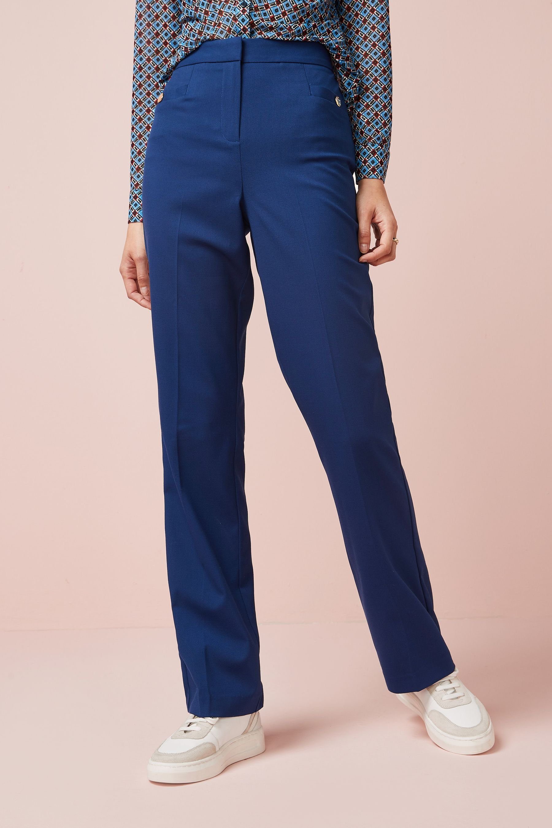 Next Bootcuthose Figurbetonte Bootcut-Hose (1-tlg)