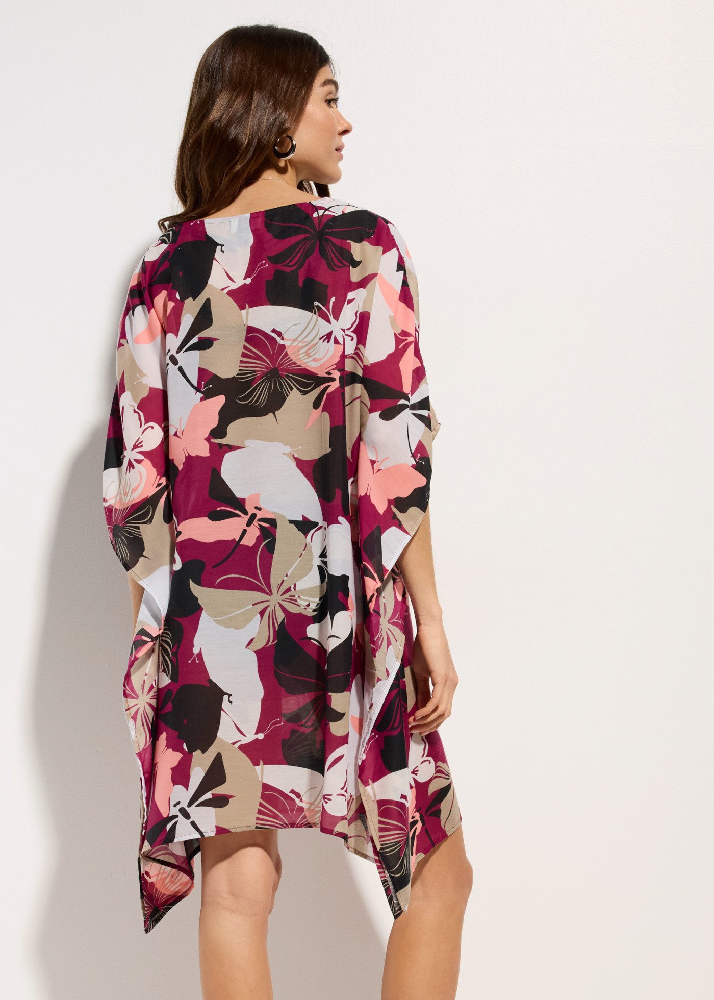 bonprix Tunikakleid Oversize-Passform, Kurzarm-Design, aus Polyester, mit Druck