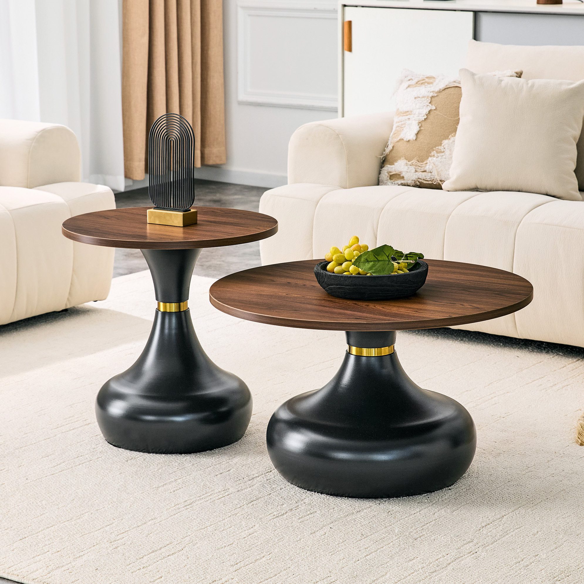 MODFU Couchtisch 2er Set rund, stapelbare Wohnzimmertische (mit Marmorlook Oberfläche und Holzoptik-Sockel, ideal als Wohnzimmertisch oder Sofatisch, 2-St., mit Melamin-Marmorplatte und Sanduhr-Fuß in Nussbaumoptik), für stilvolle Wohnbereiche