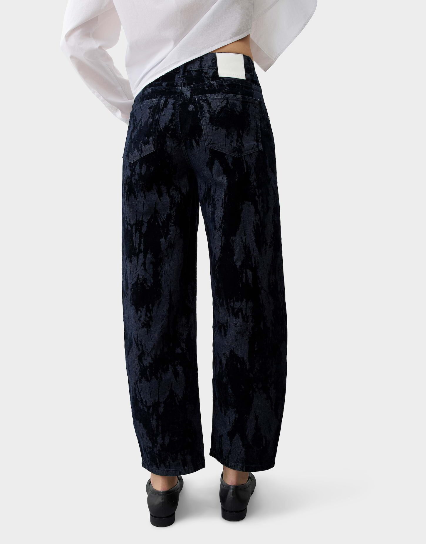 OPUS PANTS Relax-fit-Jeans mit Ausbrenner Effekt Mid Rise Ovale Beinform mit samtigem Griff und schrägen Eingrifftaschen – Bild 3 von 5