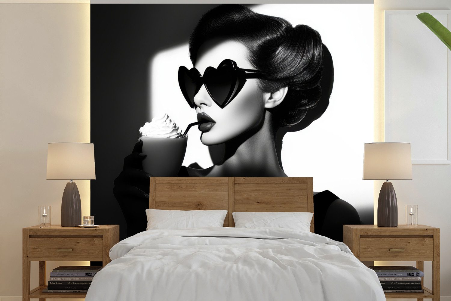 MuchoWow Fototapete Frau - Schwarz - Herz, Matt, bedruckt, Vliestapete für Wohnzimmer Schlafzimmer Küche, Fototapete, 220x220 cm