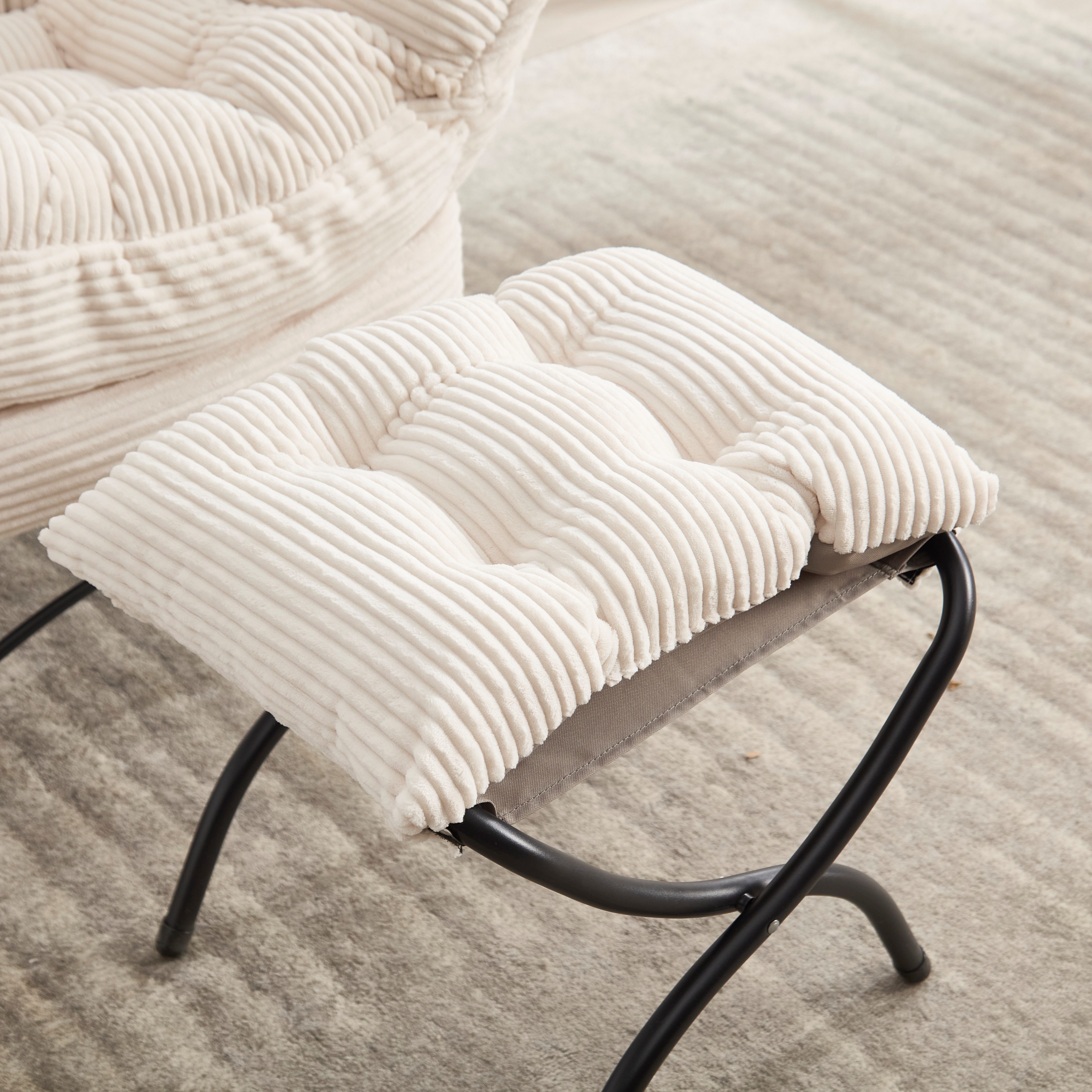 STILVORA Loungesofa mit Ottoman Fauler Stuhl mit einer Seitentasche für kleinen Raum Weiß, Relaxsessel mit Fußhockel, Rückenlehnenstütze passt ergonomisch