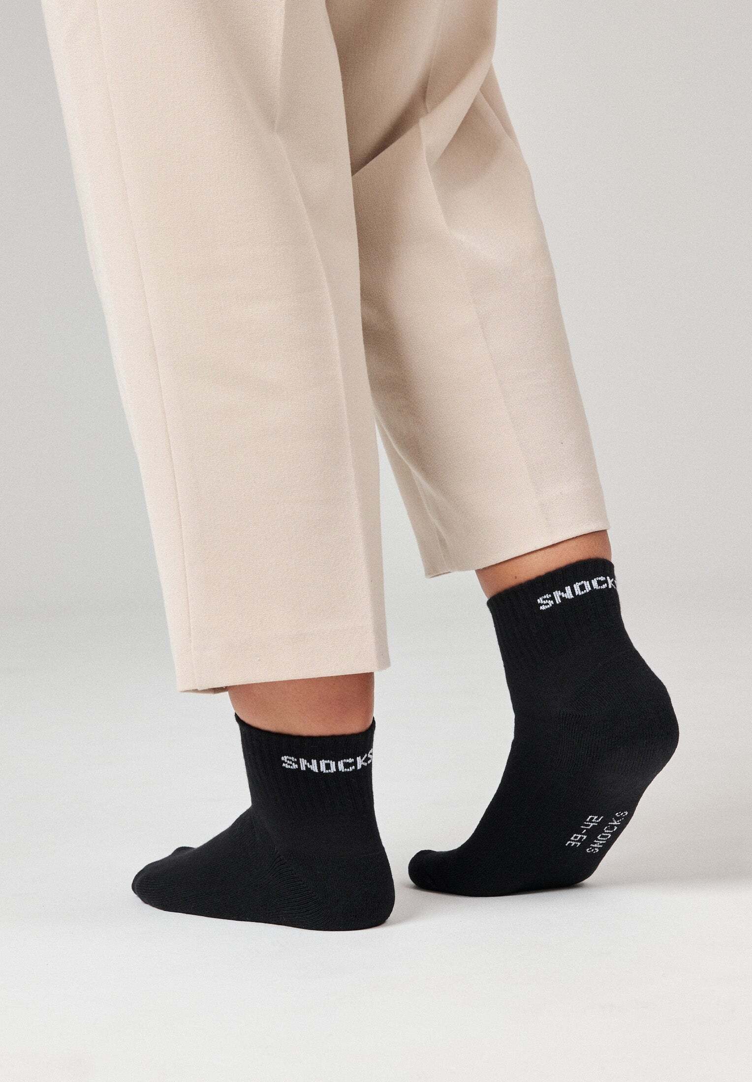 SNOCKS Sneakersocken kurze Socken für Herren & Damen (4-Paar) halbhoch und mit verstärkter Sohle, aus Bio-Baumwolle