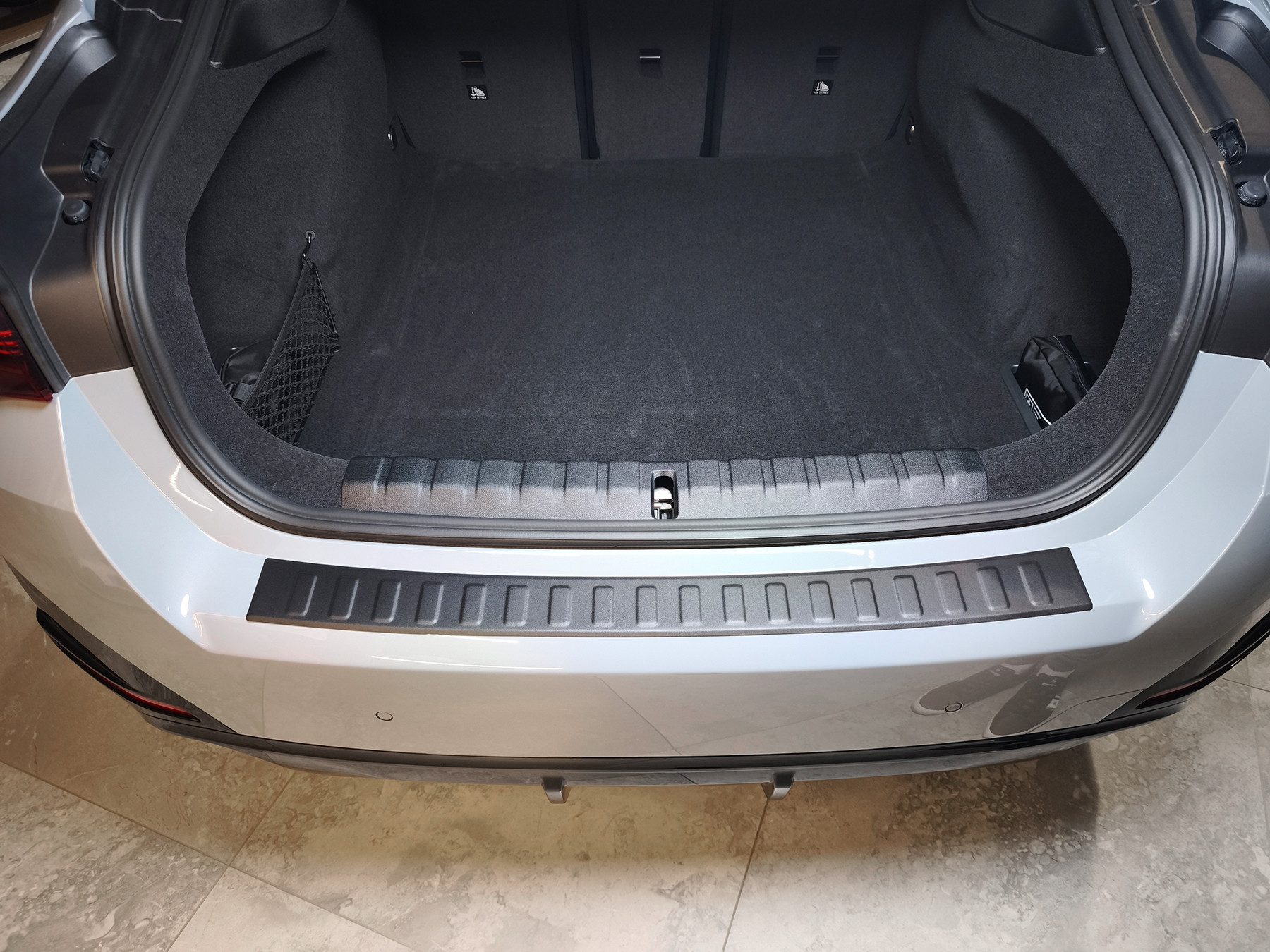 tuning-art Ladekantenschutz L3155 Edelstahl passgenau für BMW 4er G26 Gran Coupé 2021-