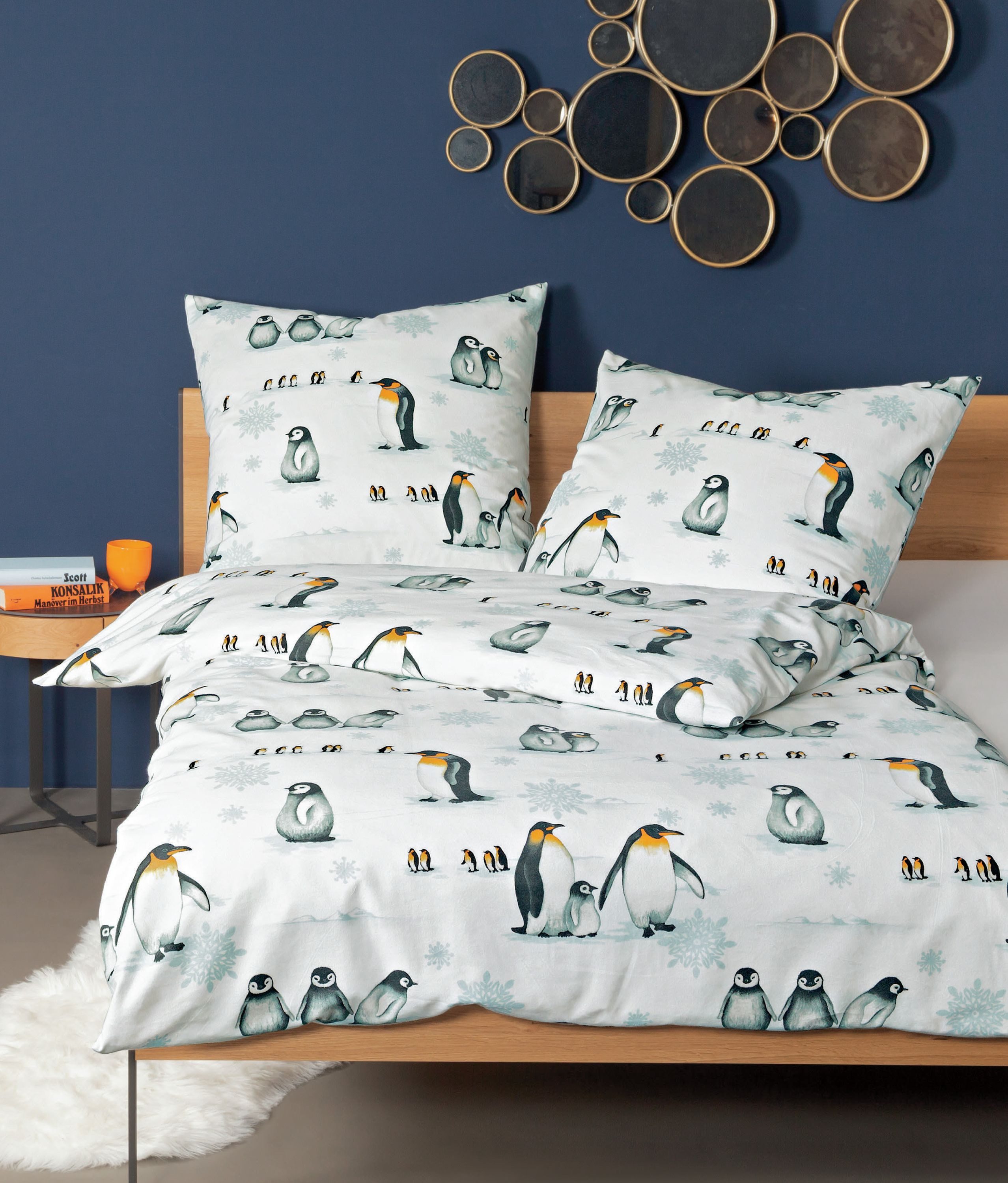 Janine Bettwäsche Edel Baumwolle, Flanell, 2 teilig, Pinguine, eisblau günstig online kaufen