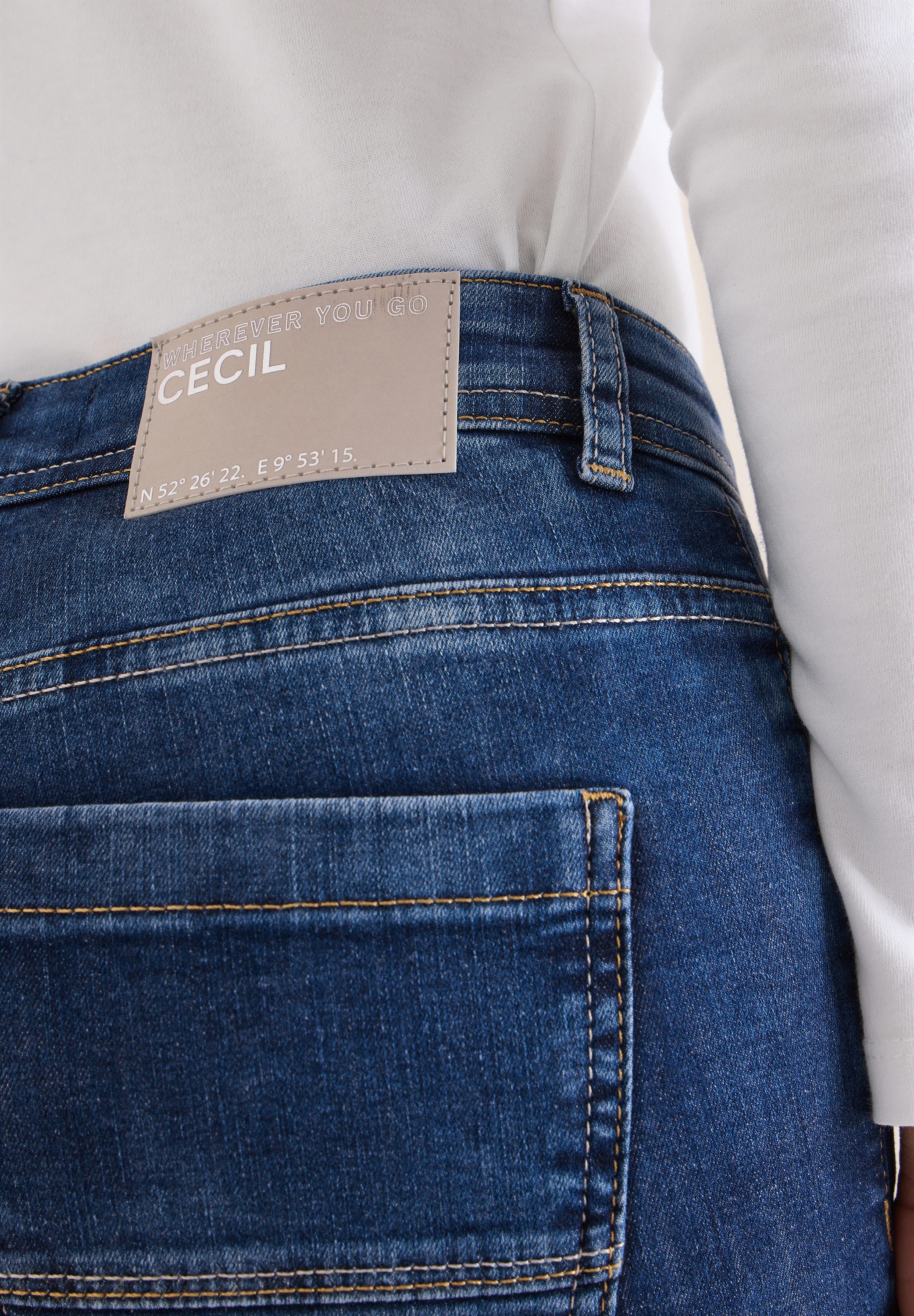 CECIL Straight-Jeans Style Scarlett im 5-Pocket-Style