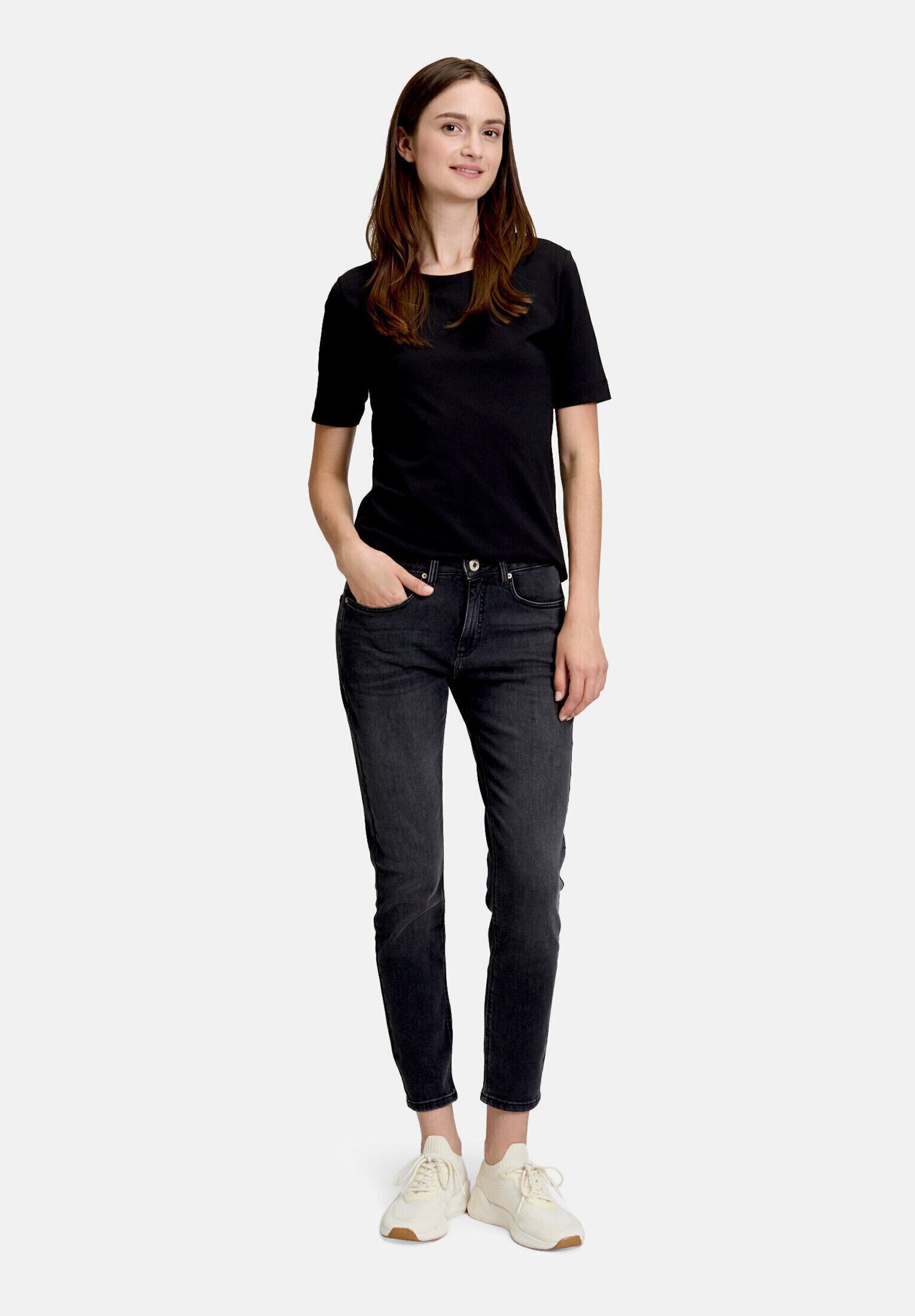Betty&Co Kurzarmshirt Damen mit Rundhalsausschnitt (1-tlg) Form