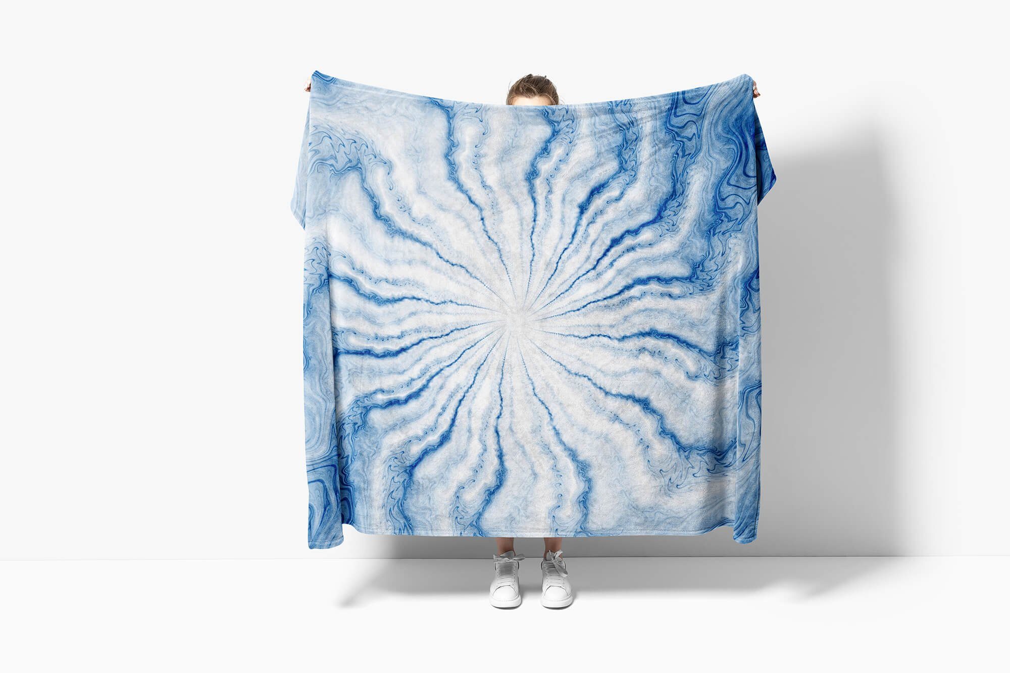 Baumwolle-Polyester-Mix Kuscheldecke mit Wellen, Handtücher Fotomotiv Saunatuch Blau Strandhandtuch (1-St), Art Handtuch Handtuch Abstrakt Sinus