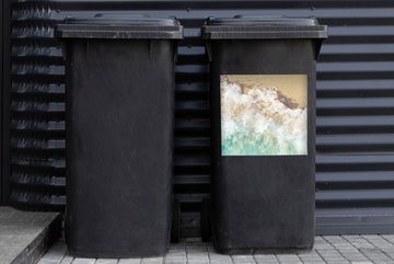 MuchoWow Wandsticker Golf - Strand - Meer - Wasser (1 St), Mülleimer-aufkleber, Mülltonne, Sticker, Container, Abfalbehälter