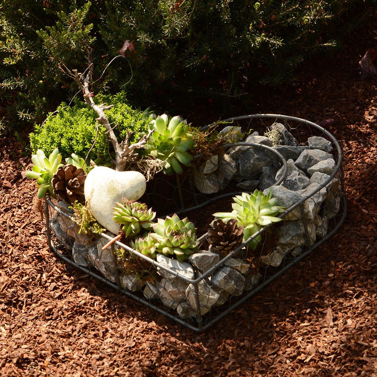 UNUS GARDEN Gartenfigur Herz Metall mit Steinen zum Bepflanzen, (1 St)