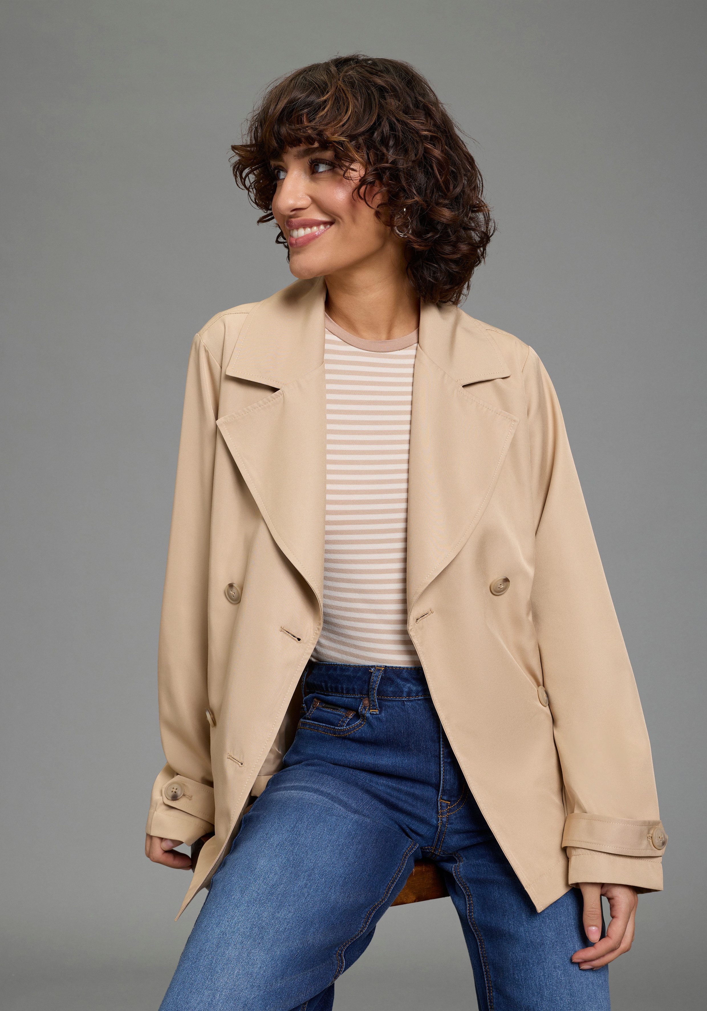 Laura Scott Kurzjacke kurzer Trenchcoat, Übergangsjacke, zweireihiger Verschluss