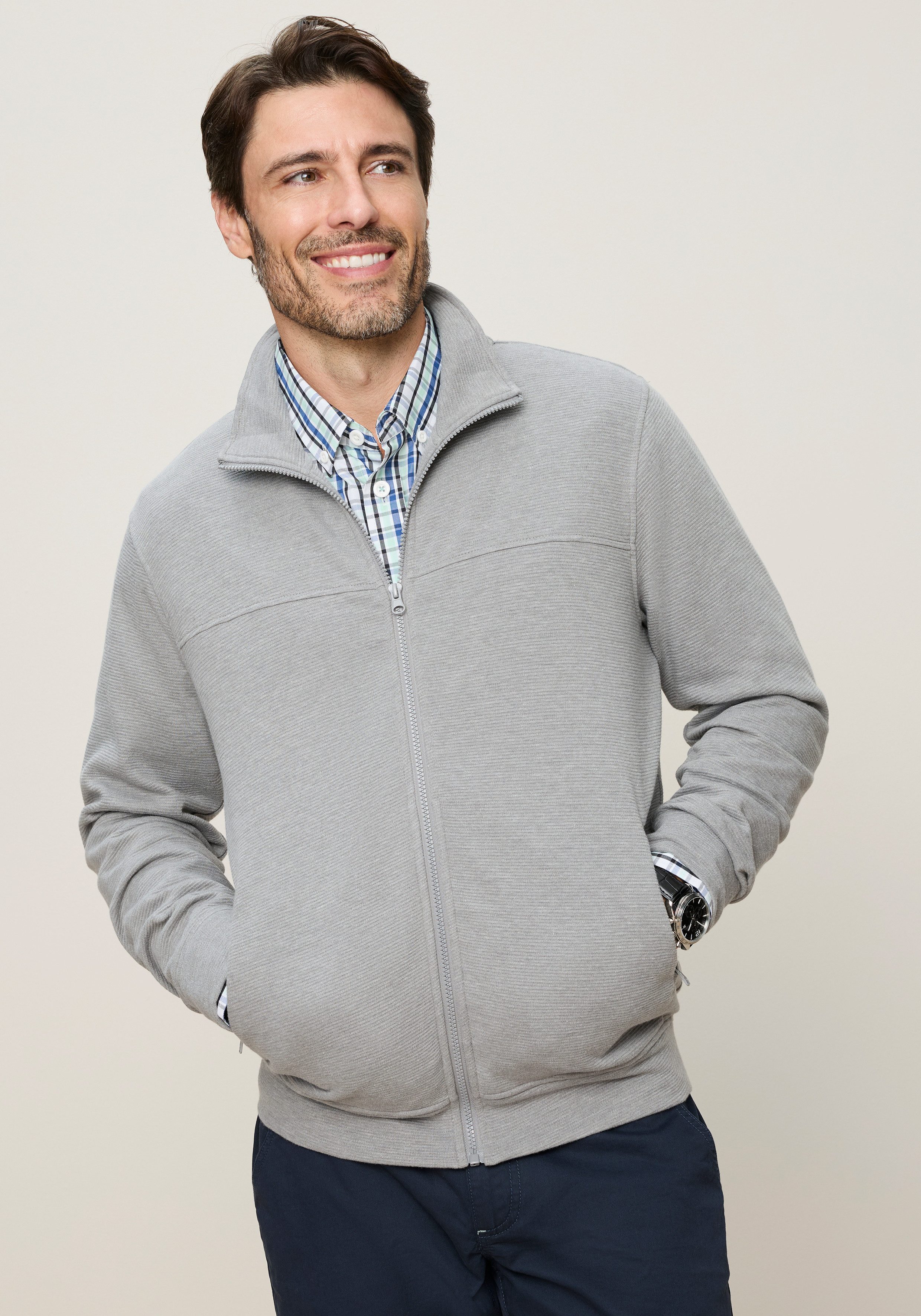 Man's World Sweatjacke mit hochschließendem Kragen, Langarm. € 29,99, (€ 29,99 pro 1 Stk).