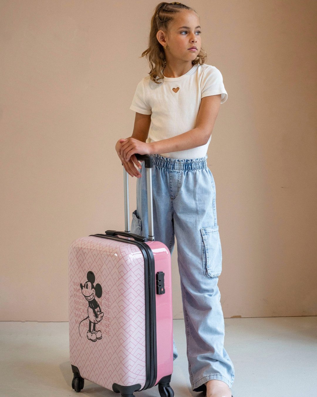 Disney Kinderkoffer Mickey Mouse Trolley Koffer Kindertrolley Mädchen Koffer groß 4 Rollen, Innenmaße: 50x33x22cm, Volumen: 36 Liter, Außenmaße: 55x33x22cm