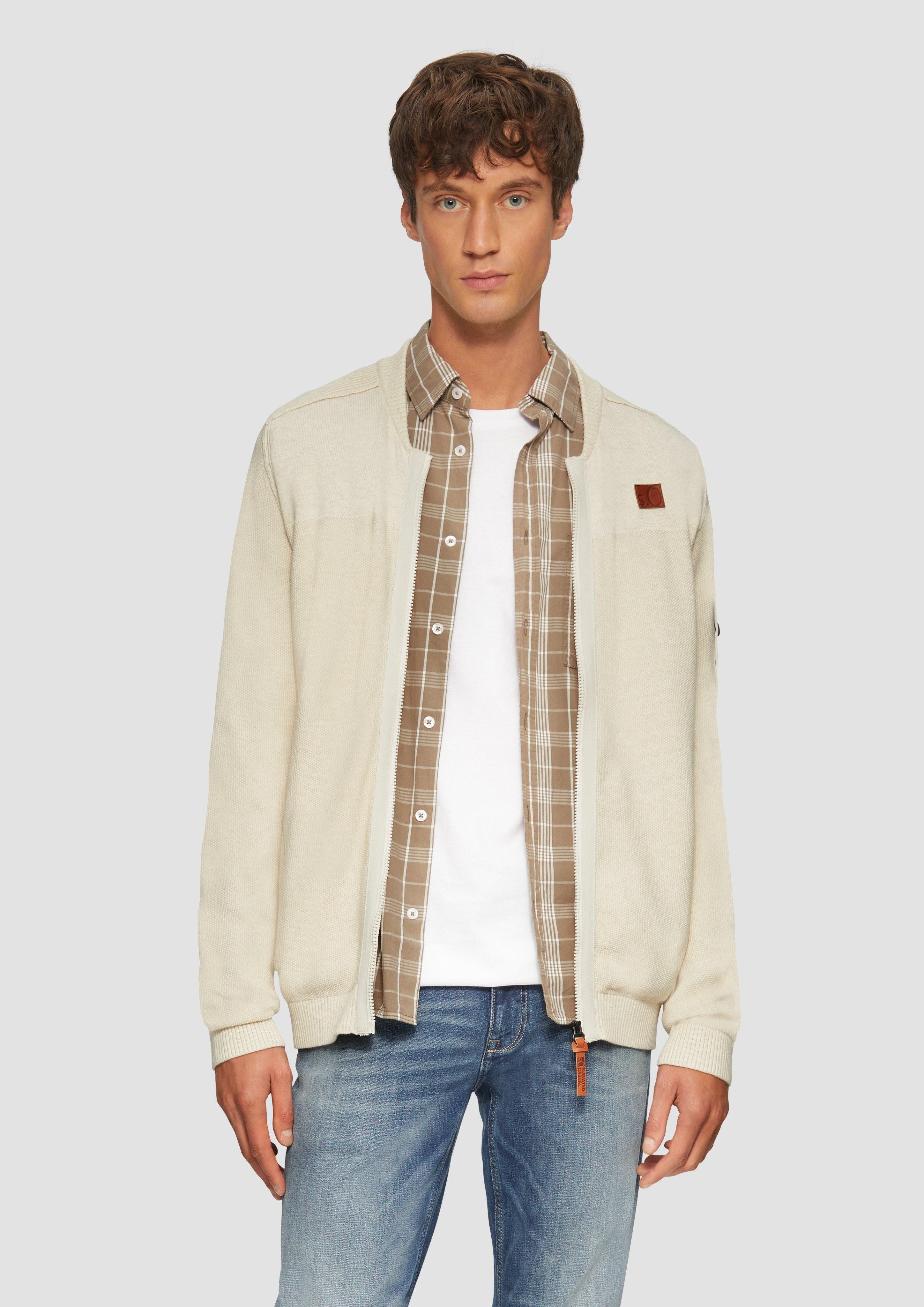 s.Oliver Strickjacke Strickjacke aus Fabricmix mit Bomber-Kragen