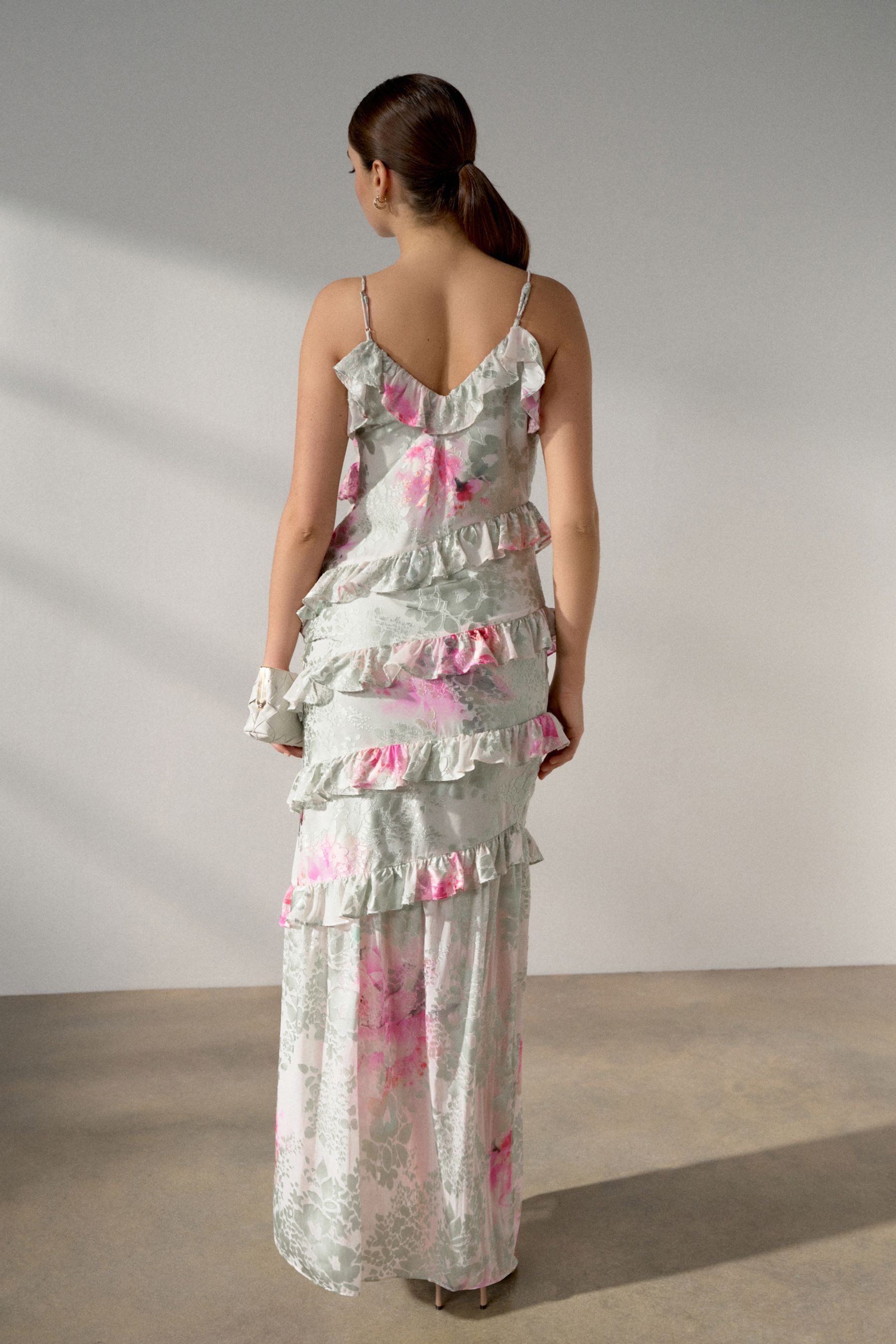 Next Partykleid Festliches Trägerkleid mit Rüschen (1-tlg)