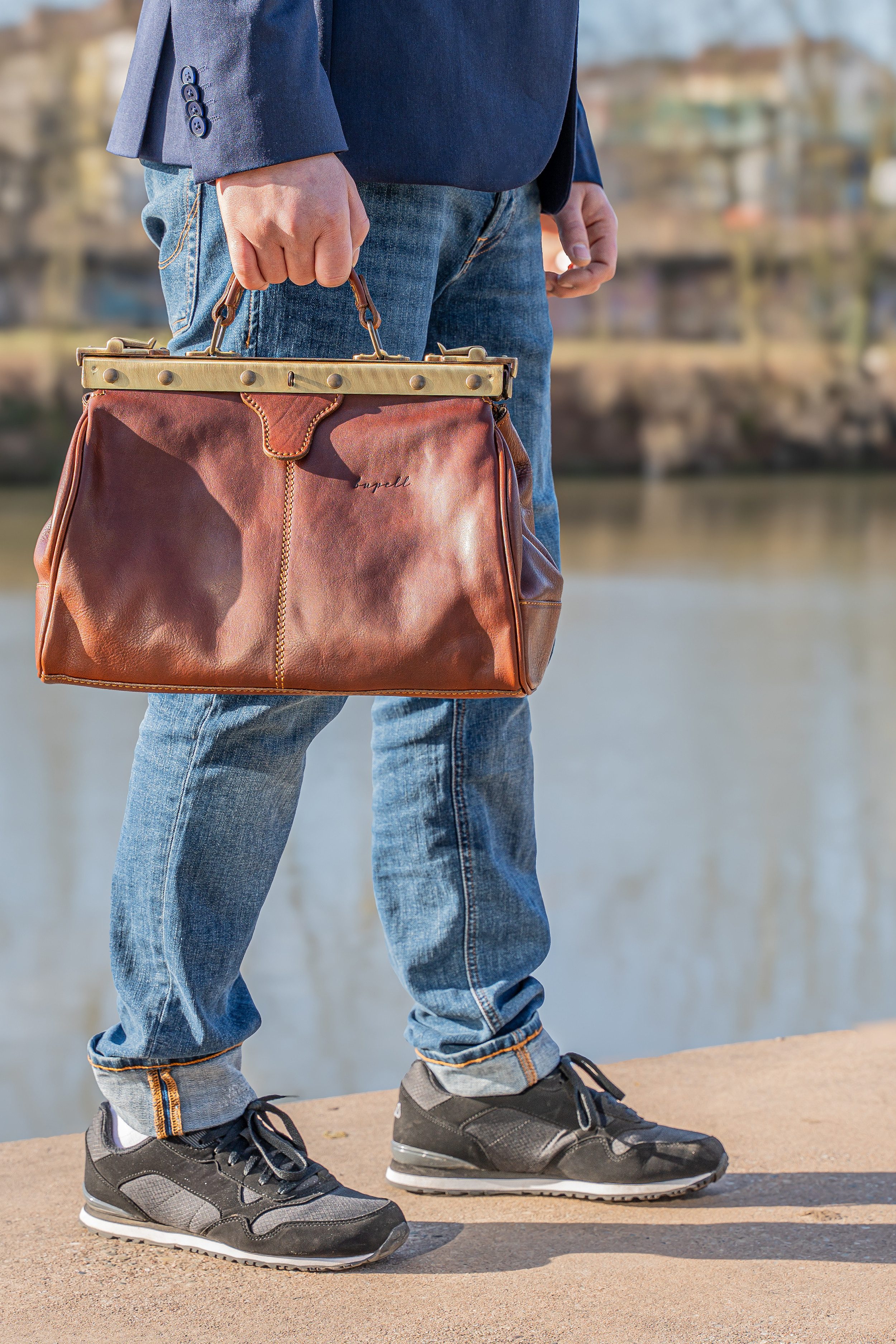 bupell Arzttasche Davide, Hebammentasche Doktortasche aus pflanzlich gegerbtem Leder