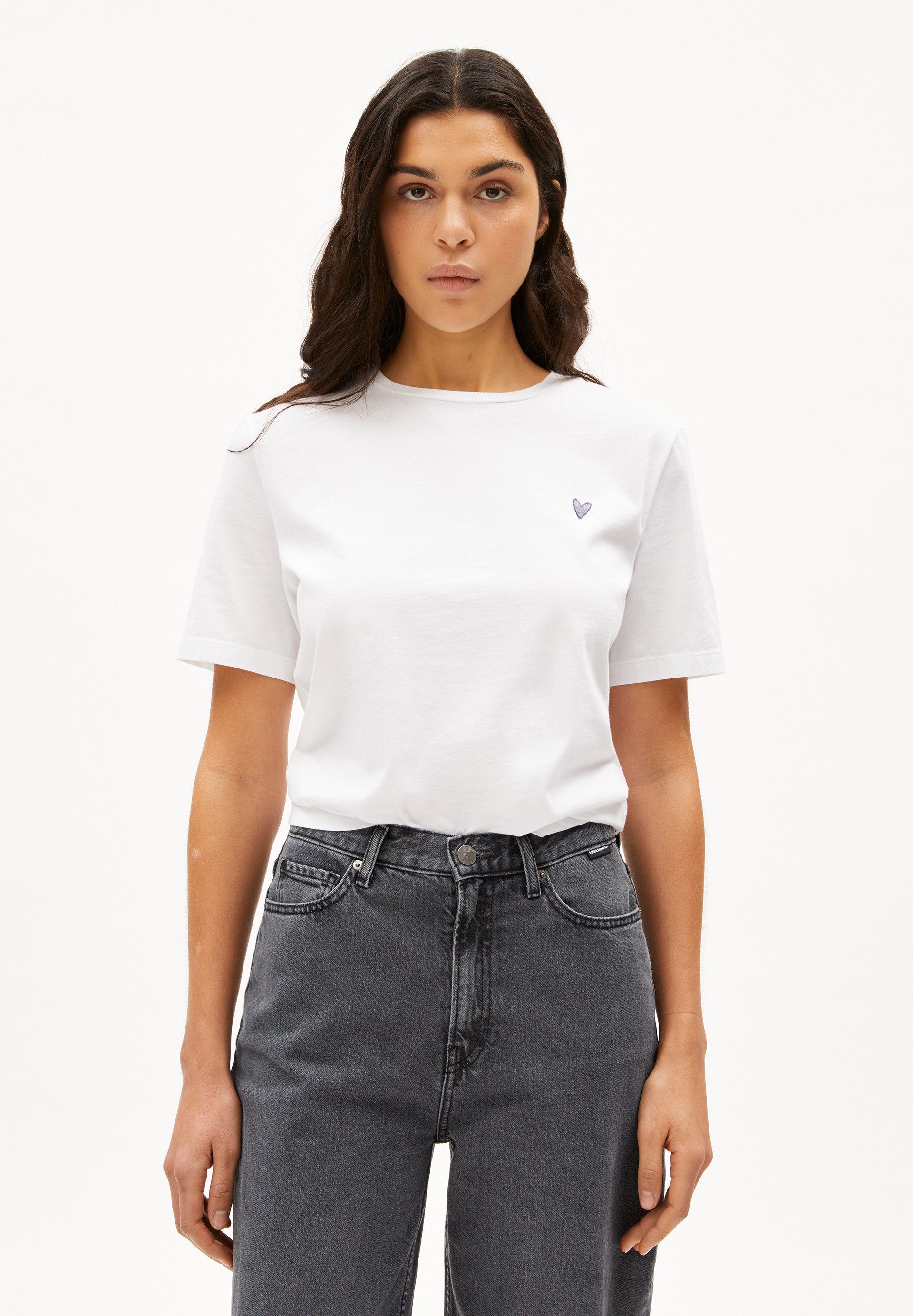 T-Shirt LUALAA ICONS T-Shirt aus Bio-Baumwolle Regular Fit