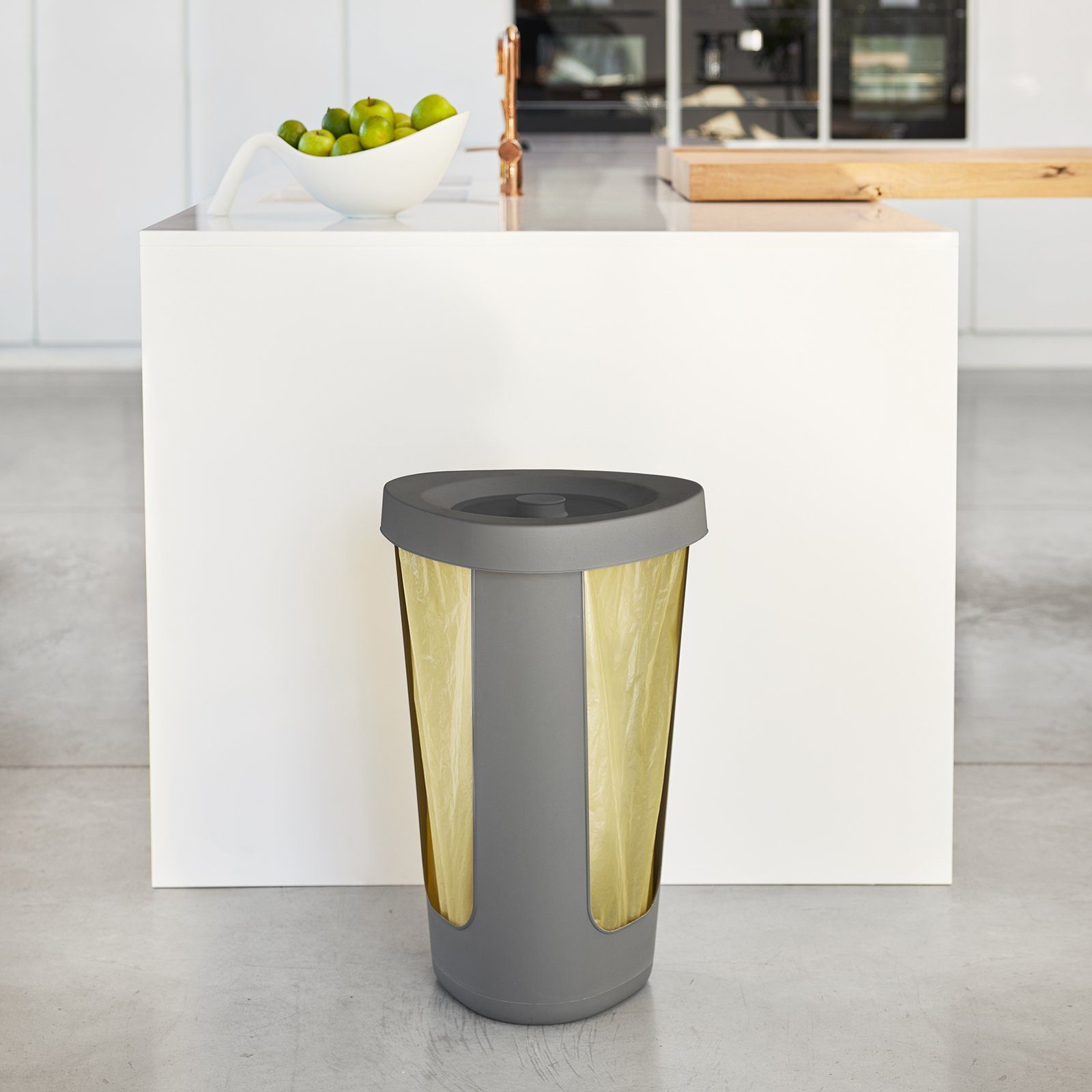IDesign Crisp Kühlschrank-Organizer Set – 3-teilig Aus Recyceltem Kunststoff | Mit Deckel, Transparent/grau | Für Obst, Gemüse & Snacks