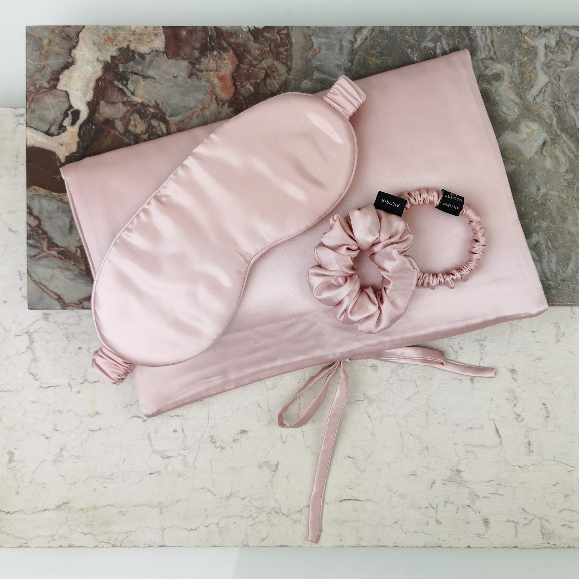 Luxuriöses rosa TRAVEL AILORIA SET HAIR, Haargummi Reise-Set