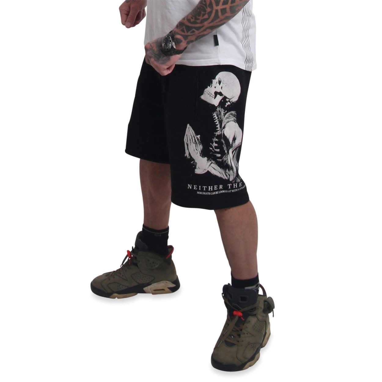 YAKUZA Sweatshorts Pray