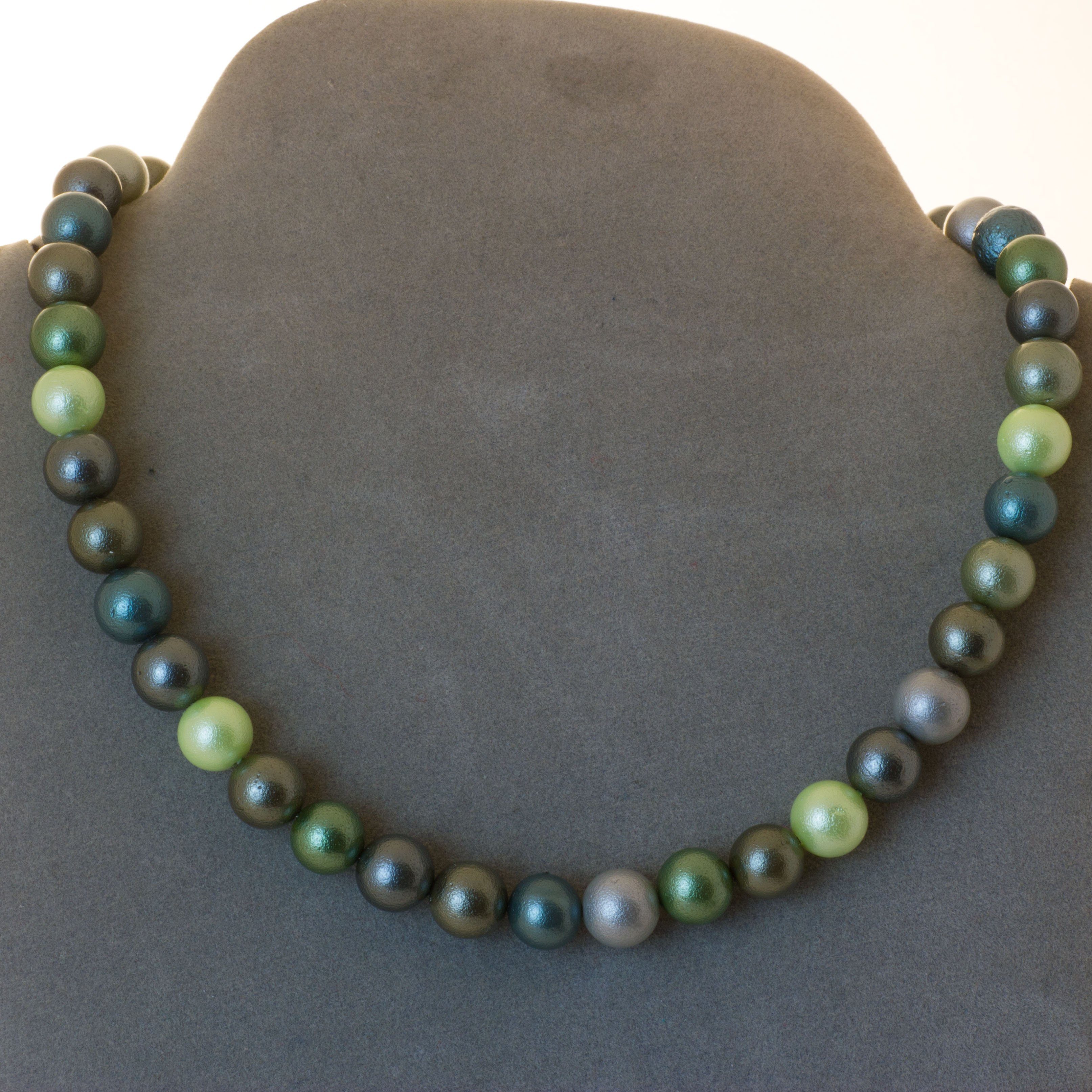 Perlenkette Kette Muschelkern Perlen grün, Muschelkernperlen grün günstig online kaufen