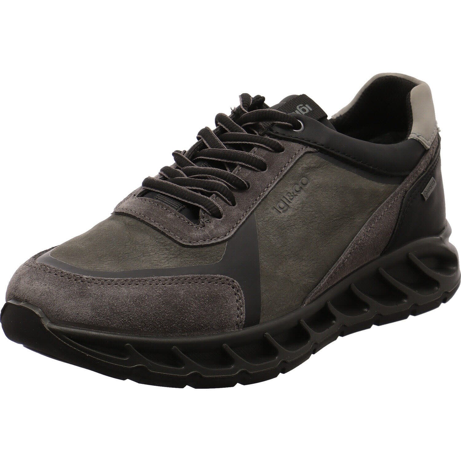 U. Santos GTX Sneaker