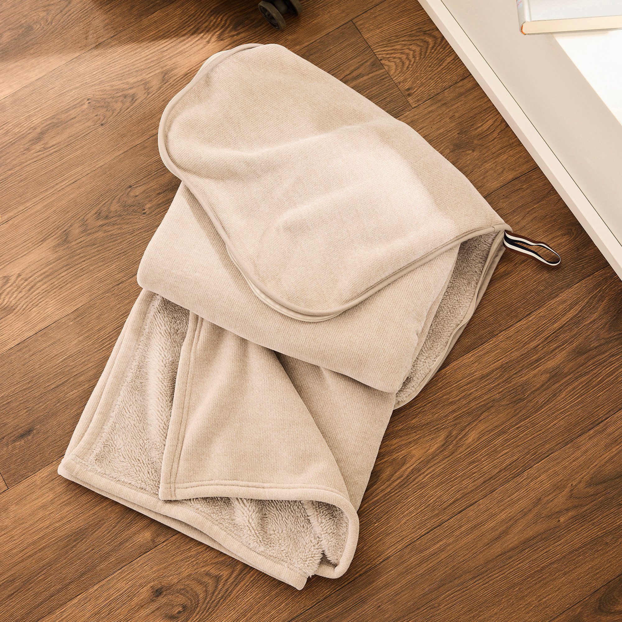 Wohndecke bugatti Reisedecke Doppio Soft, bugatti, 2-in-1: Reisedecke & Kis günstig online kaufen