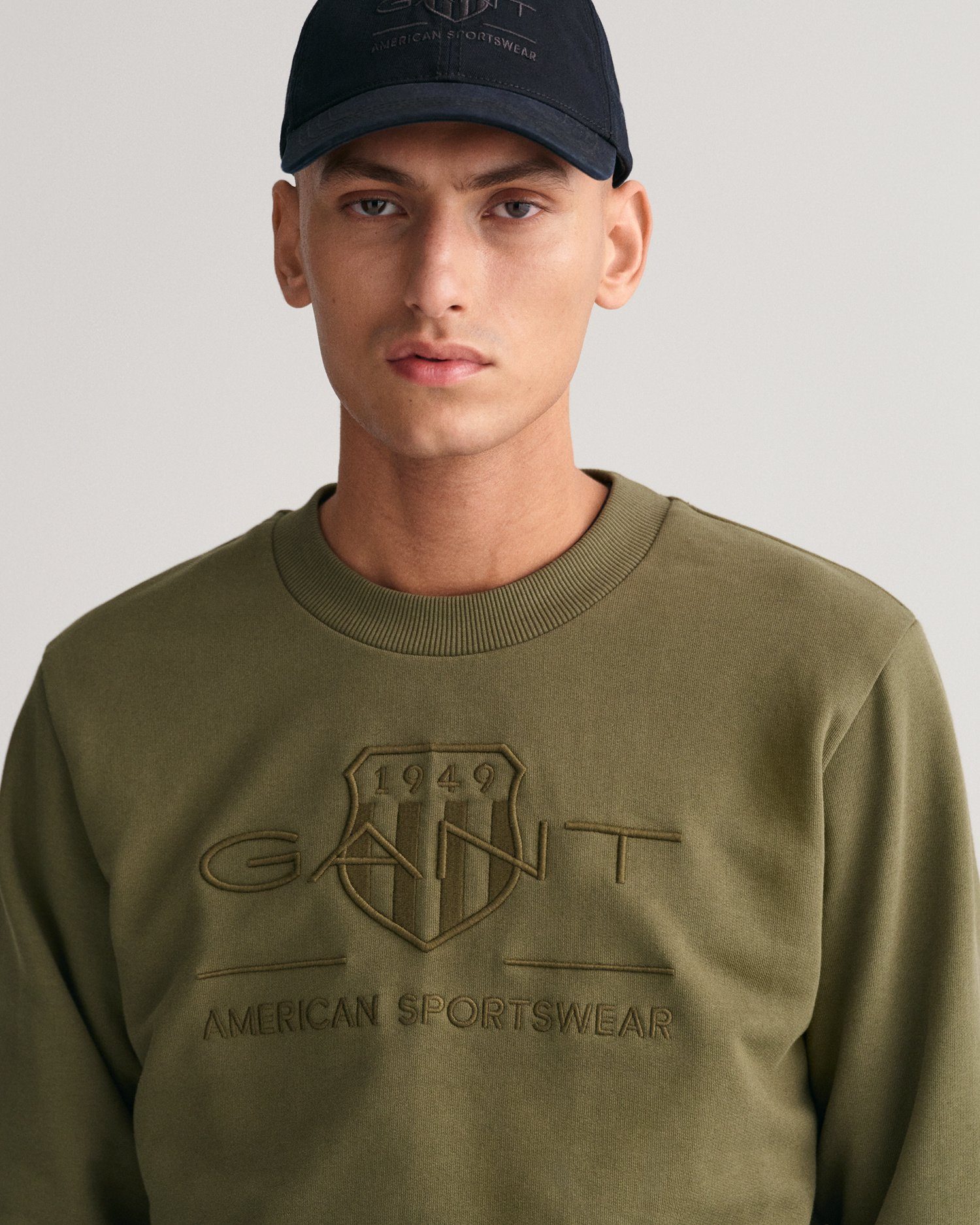 Gant Sweatshirt Tonal Shield Rundhals-Sweatshirt GREEN JUNIPER 301