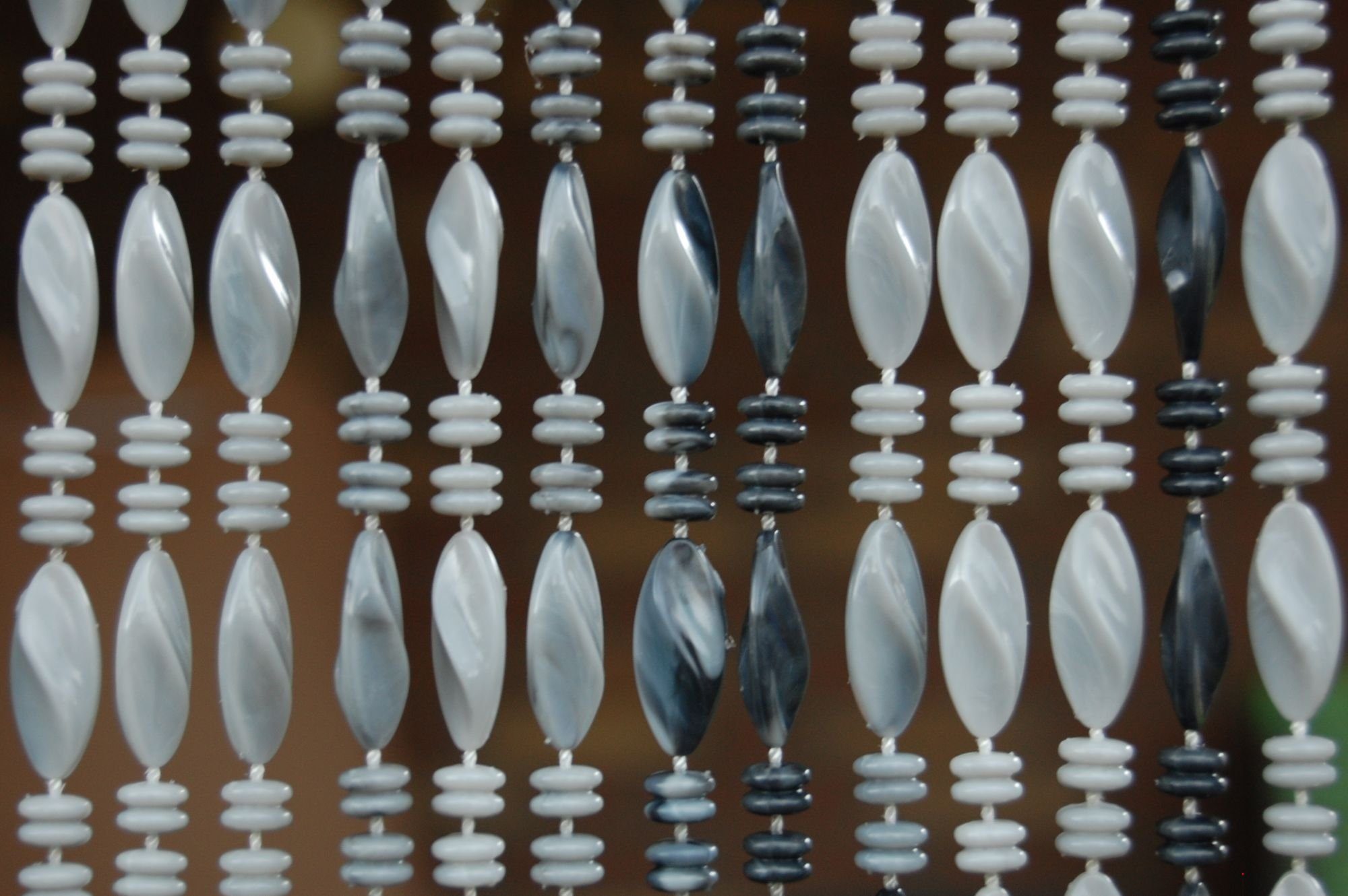 GENOA x Perlen individuell 2 210 Breite Türvorhang 90 Tenda, Länge Perlenvorhang halbtransparent, Tenda cm, kürzbar - grau, Hakenaufhängung, La La und