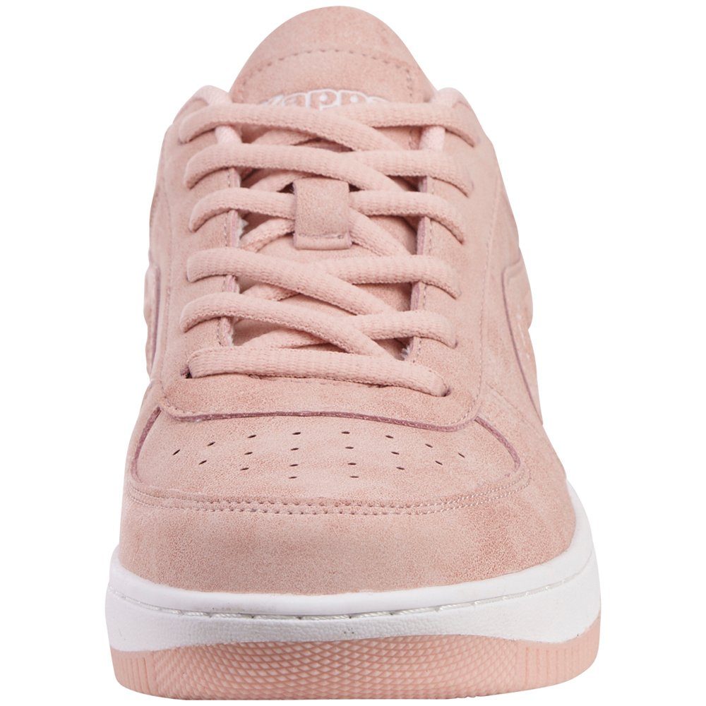 Retro angesagtem in Look Kappa rosé-white Sneaker