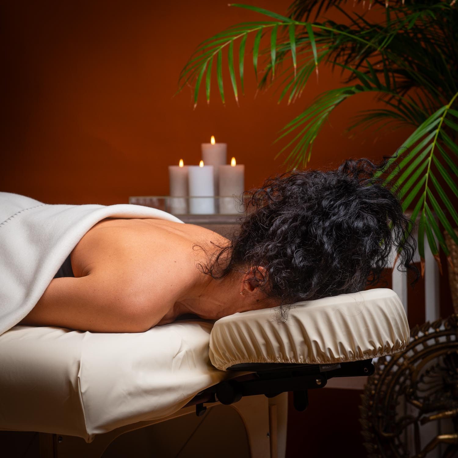 Welltouch Massagegerät Ölresistenter PU-Bezug für Massageliegen S: 71x185 cm – Bild 4 von 5