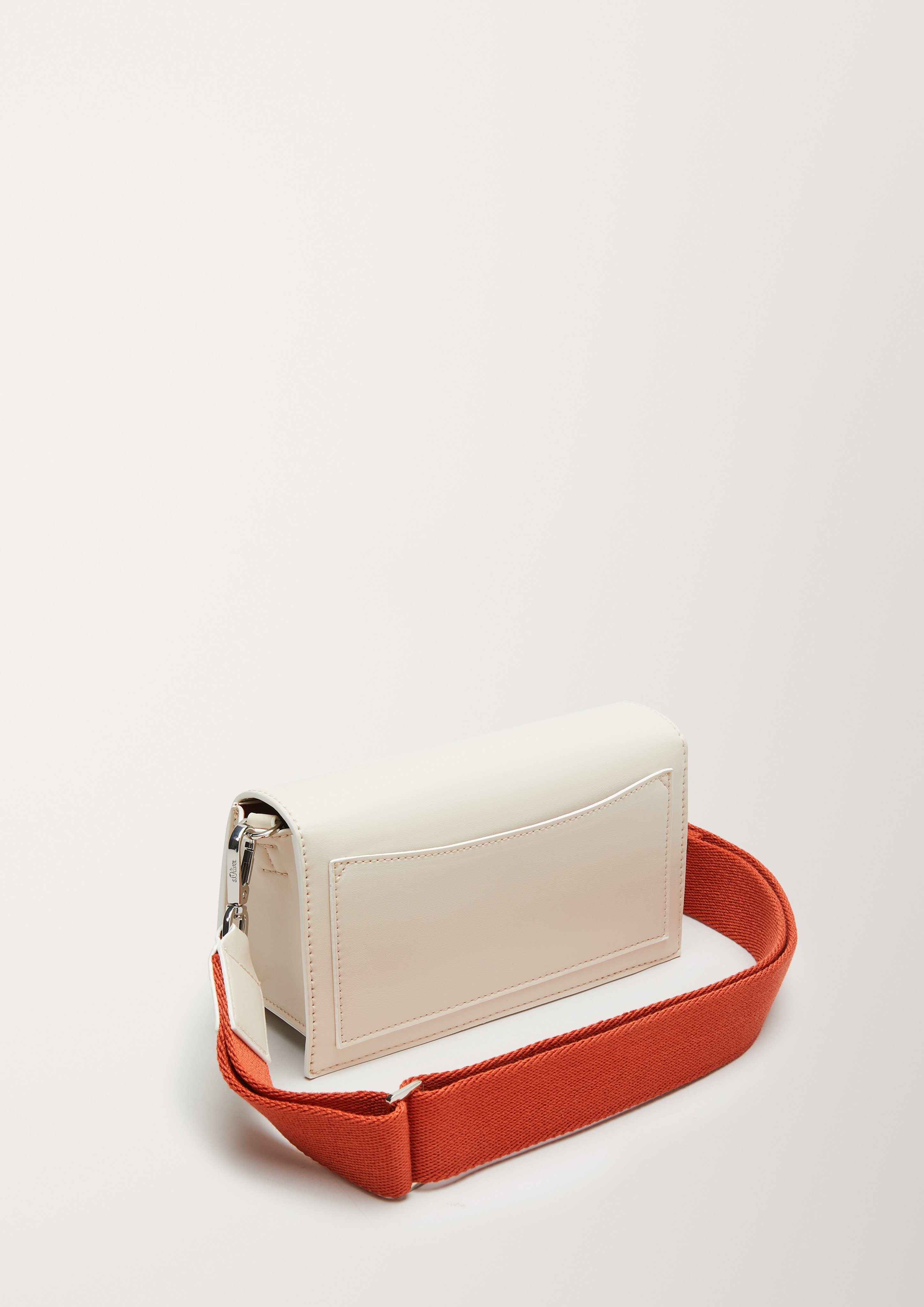 City Two Bag s.Oliver Tone-Design Off-White im Shopper