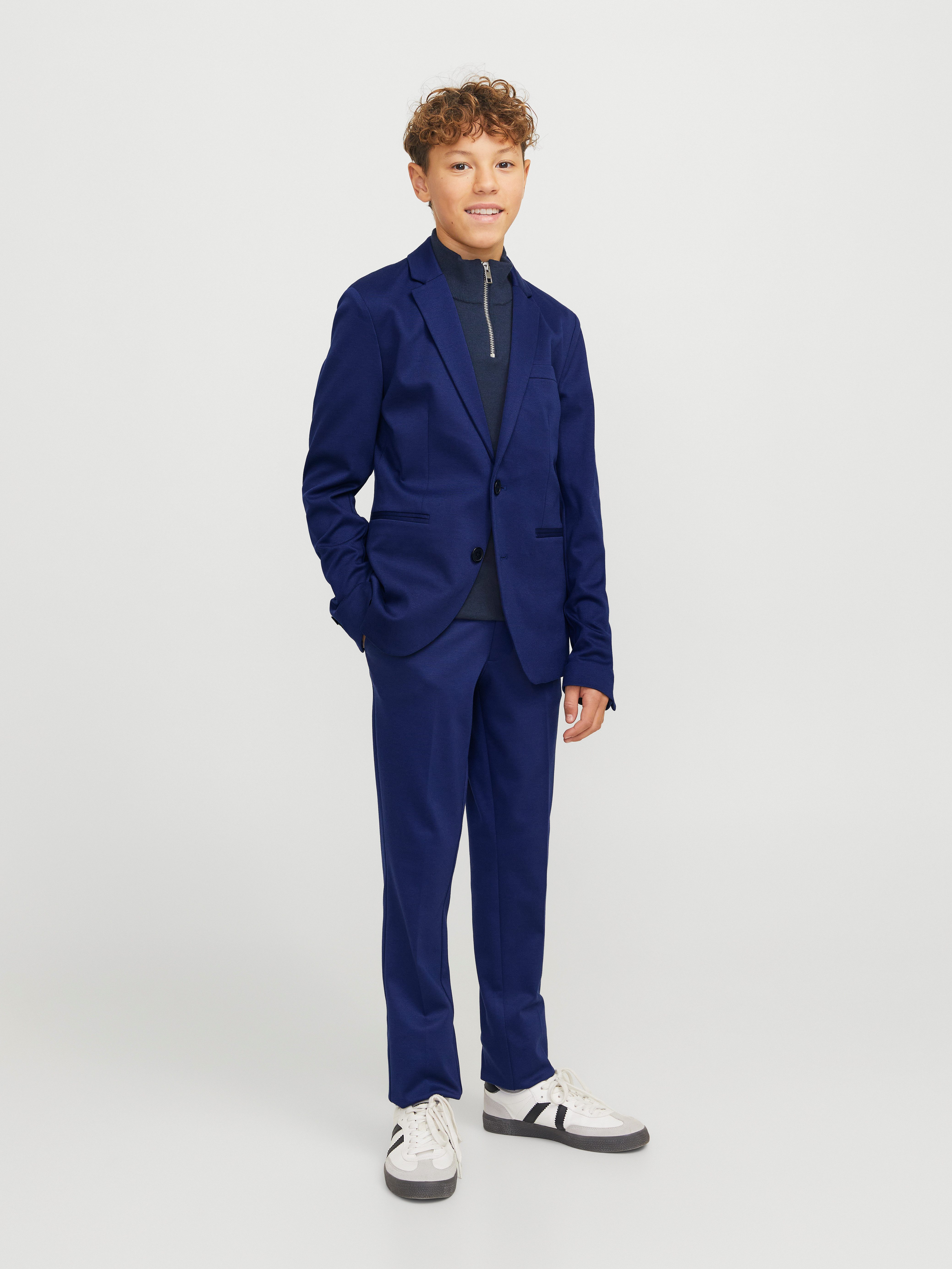 Jack & Jones Junior Anzug JJEJAXON sorgt für stylischen Look mit optimaler Passform (Set, 2-tlg) unifarben, modisch, slim fit, Jersey, Reverskragen