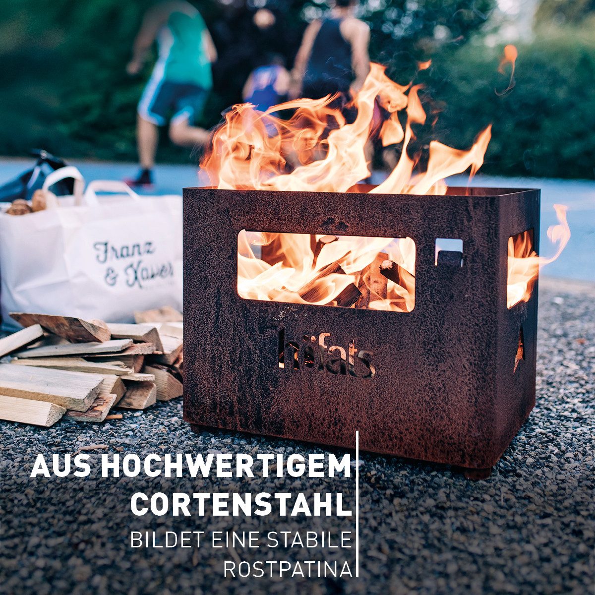 höfats Feuerkorb BEER BOX, (für Garten und Terrasse, Getränkekiste, Feuerkorb, Grill, Flaschenöffner und Hocker in einem), inkl. Karton-Inlay für 0,33 l Flaschen